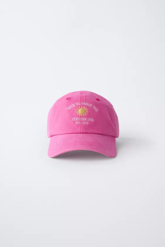 WASHED EFFECT EMBROIDERED CAP | Zara US