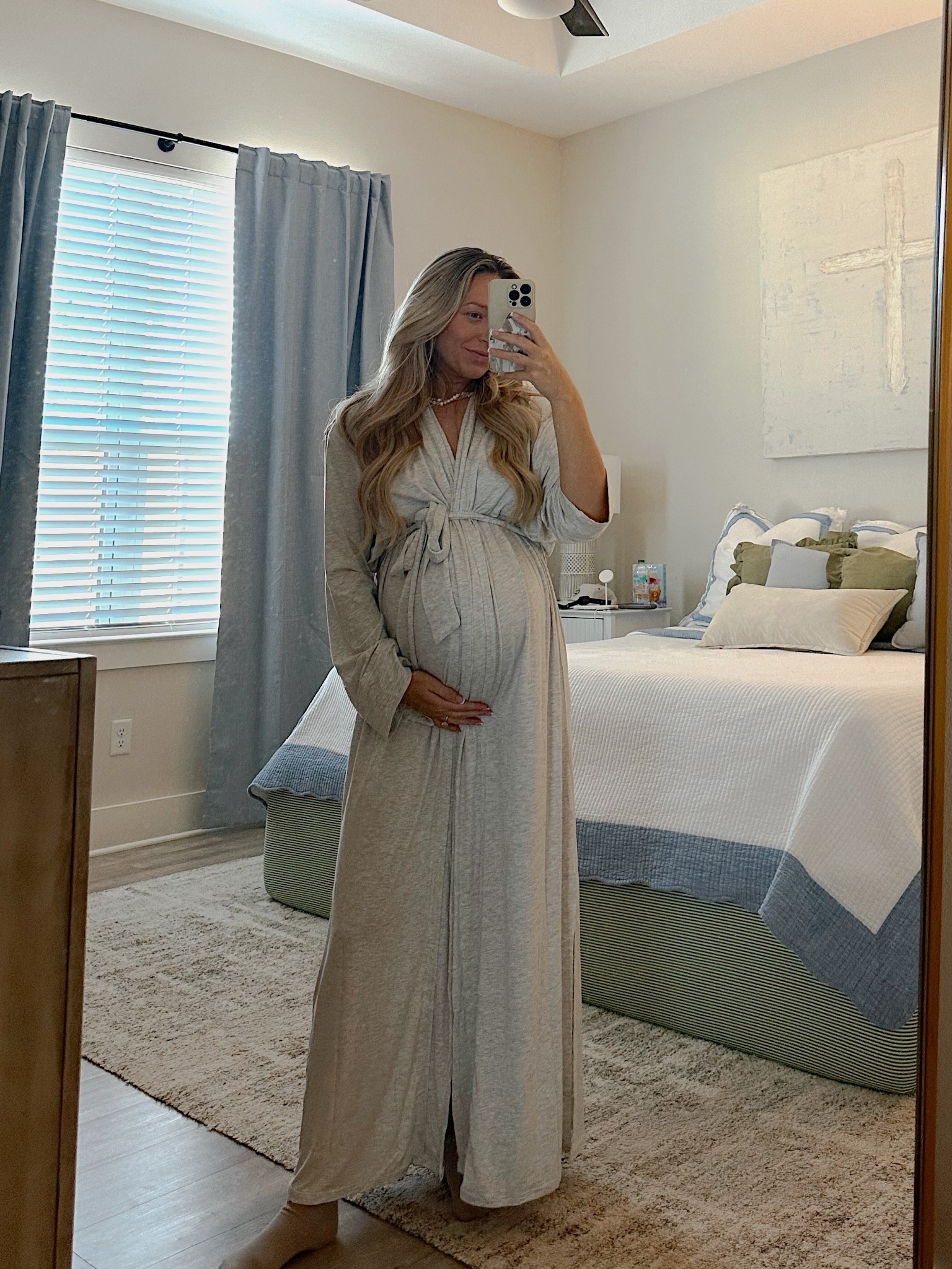 the comfiest robe EVER  

#LTKBump #LTKHoliday #LTKFindsUnder100