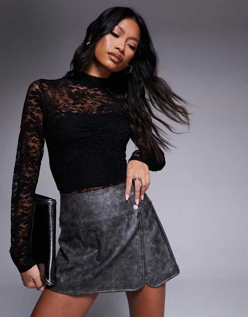 ASOS DESIGN long sleeve lace bodysuit with ruched centre in black | ASOS (Global)