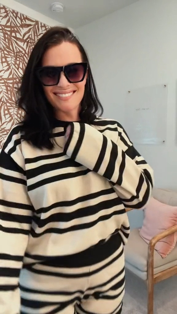 Comfy travel outfit 

#LTKstyletip #LTKcurves #LTKfit