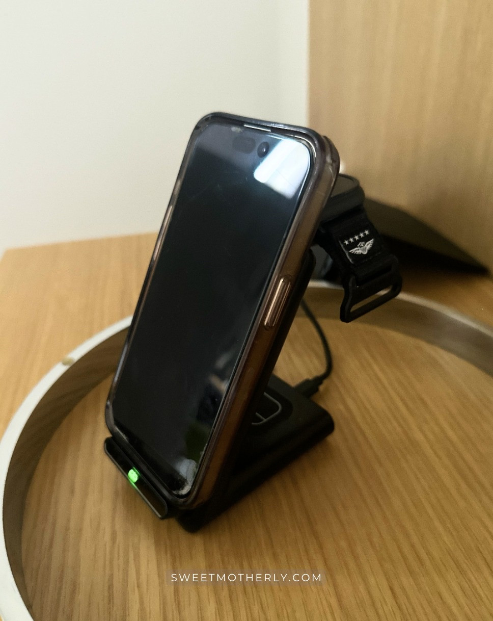 My 3-in-1 phone/watch/AirP0ds charger comes with us everywhere-- and it's on 𝙙𝙚𝙖𝙡 now!

MagSafe wireless charger
Fast charging wall adapter
USB-C to Lightning cable
Portable power bank
Car phone mount and charger
Protective phone case
Tempered glass screen protector
Charging station for multiple devices
Magnetic phone grip and stand
Travel charging essentials

#LTKSeasonal #LTKSaleAlert