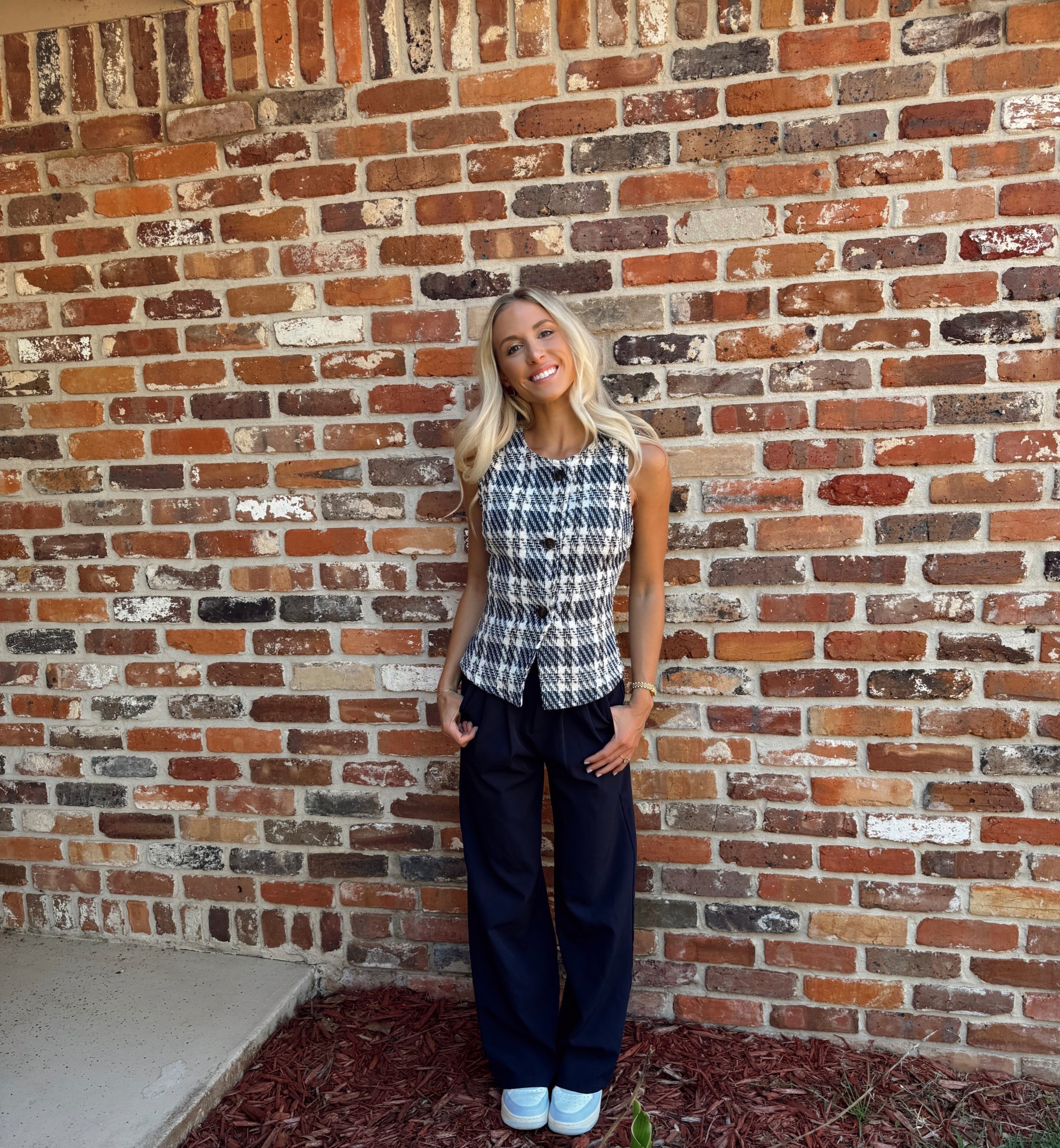 Lulus Tweed Plaid Top

Lulus, business casual, workwear, petite, plaid top, fall fashion, office attire 

#LTKPetite #LTKStyleTip #LTKWorkwear