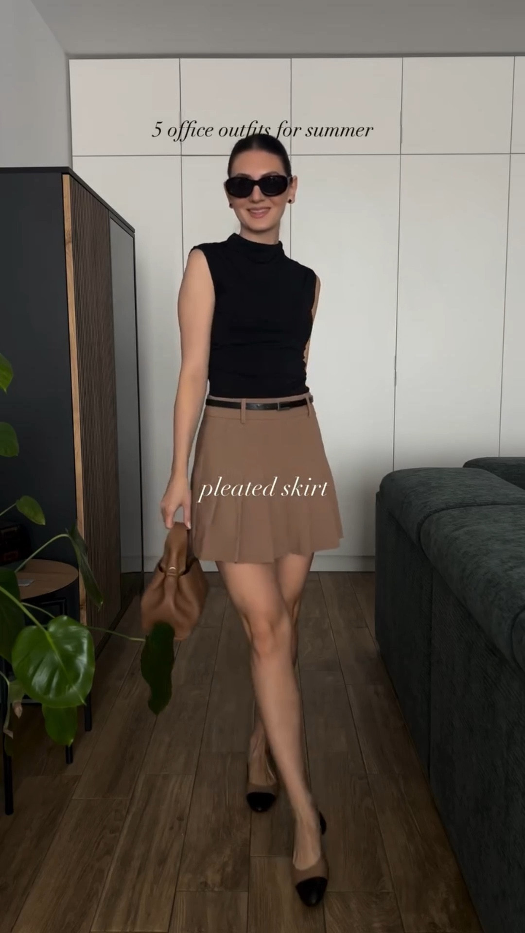 5 office looks for corporate girlies. Which one would you wear at the office? #workwear #officestyling #flats