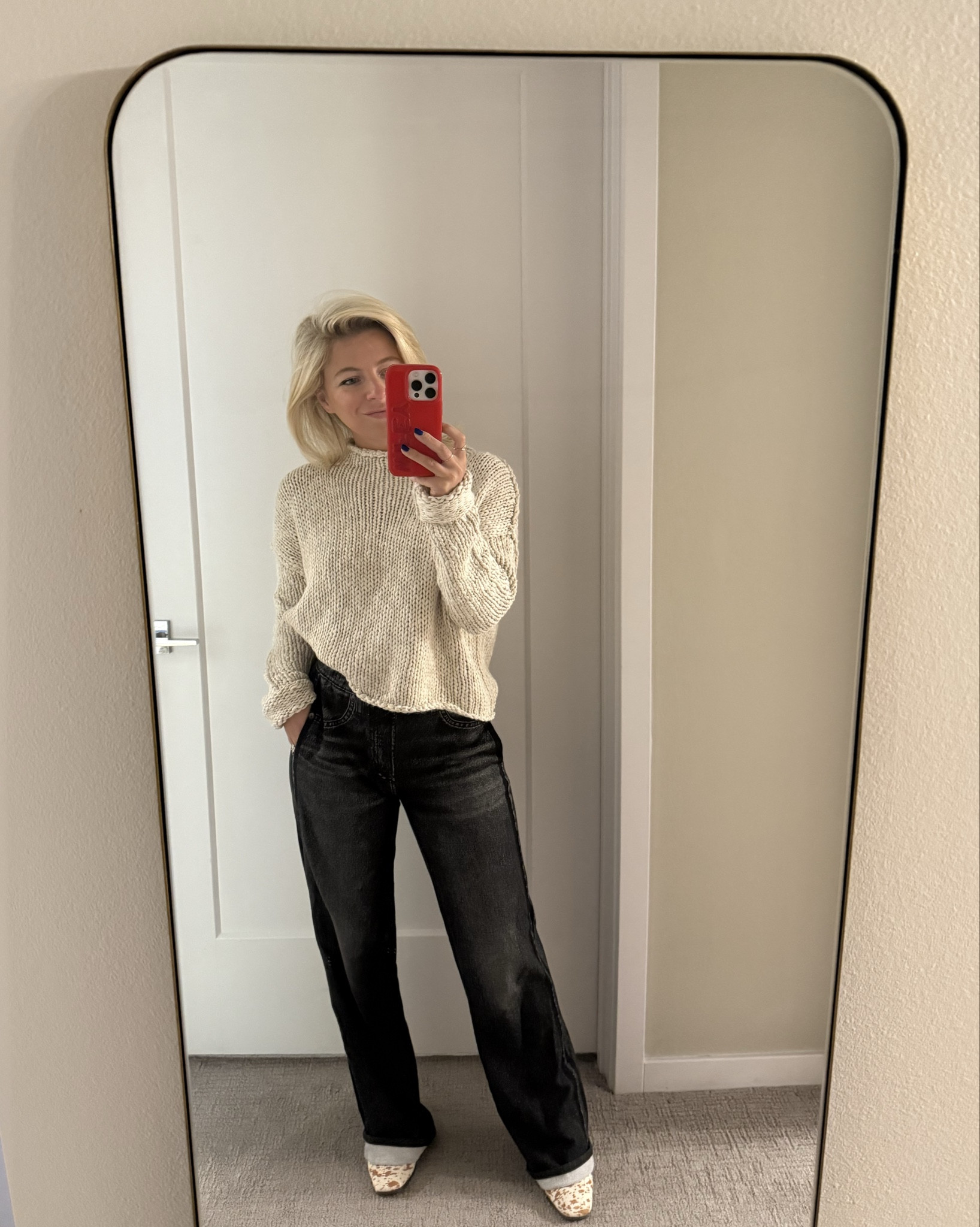 Comfortable jeans 

#LTKPetite #LTKootd #LTKTravel