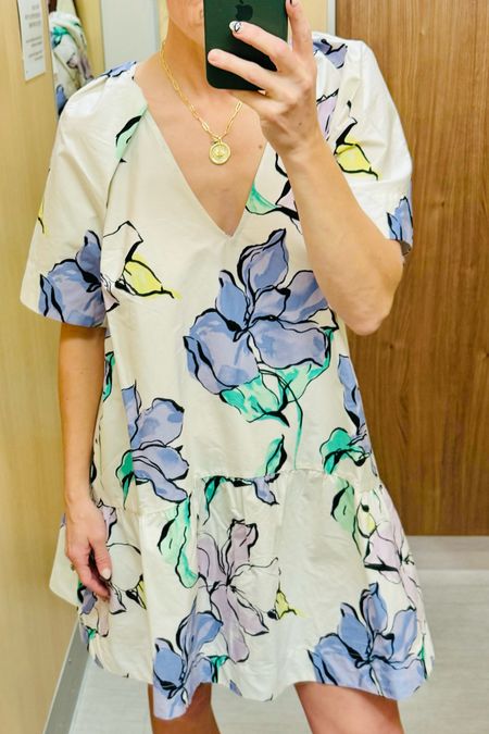 I love a great print and this floral number is absolutely perfect for spring.  I’m wearing a small but would prefer the xs in this dress.  A budget friendly dress for Easter or your next vacation.

#TargetPines #TargetStyle #EasterDress #SpringDress #EasterOutfit #SpringOutfit 

#LTKparties #LTKSeasonal #LTKfindsunder50