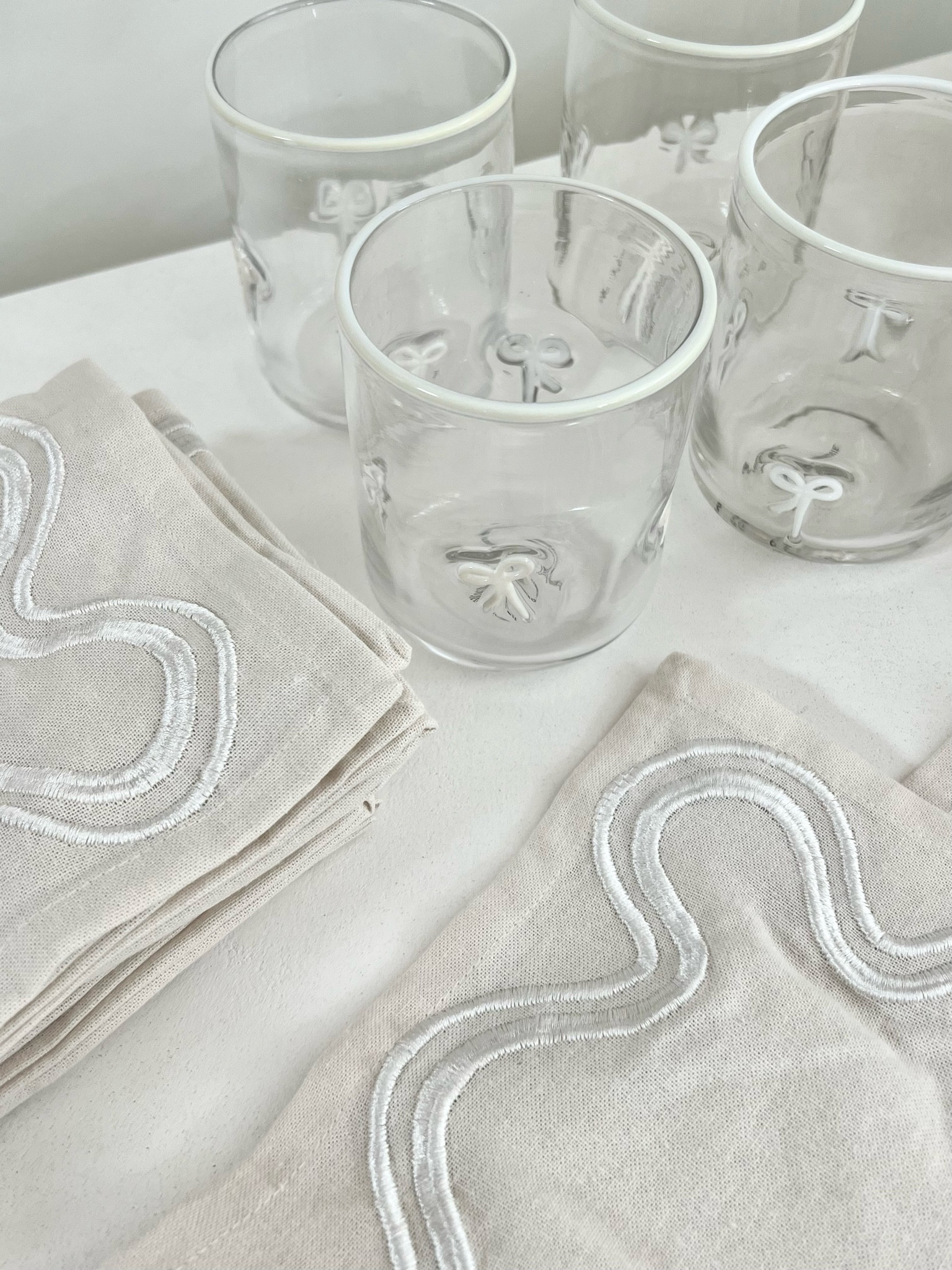 Neutral Anthro Home Decor Finds 🎀

Icon Cups | Icon Glasses | Anthropologie Glasses | Bow Glasses | Bow Cups | Glassware | Neutral Napkins | Table Setting |  

#LTKFindsUnder50 #LTKStyleTip #LTKHome