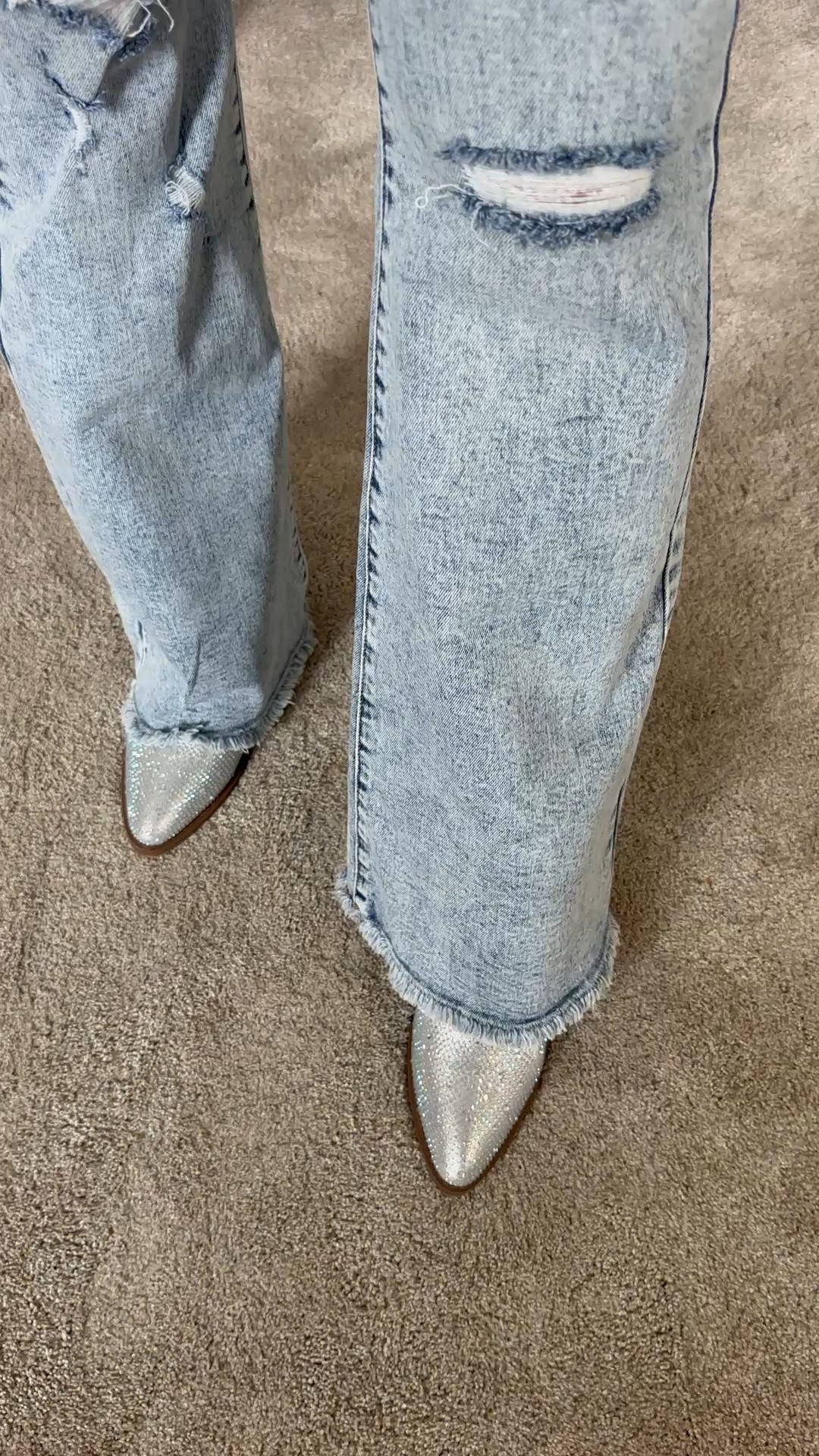 These jeans are 🔥🔥 

Use code COURT20 for 20% off!!

#LTKStyleTip #LTKSummerEdit #LTKFindsUnder50