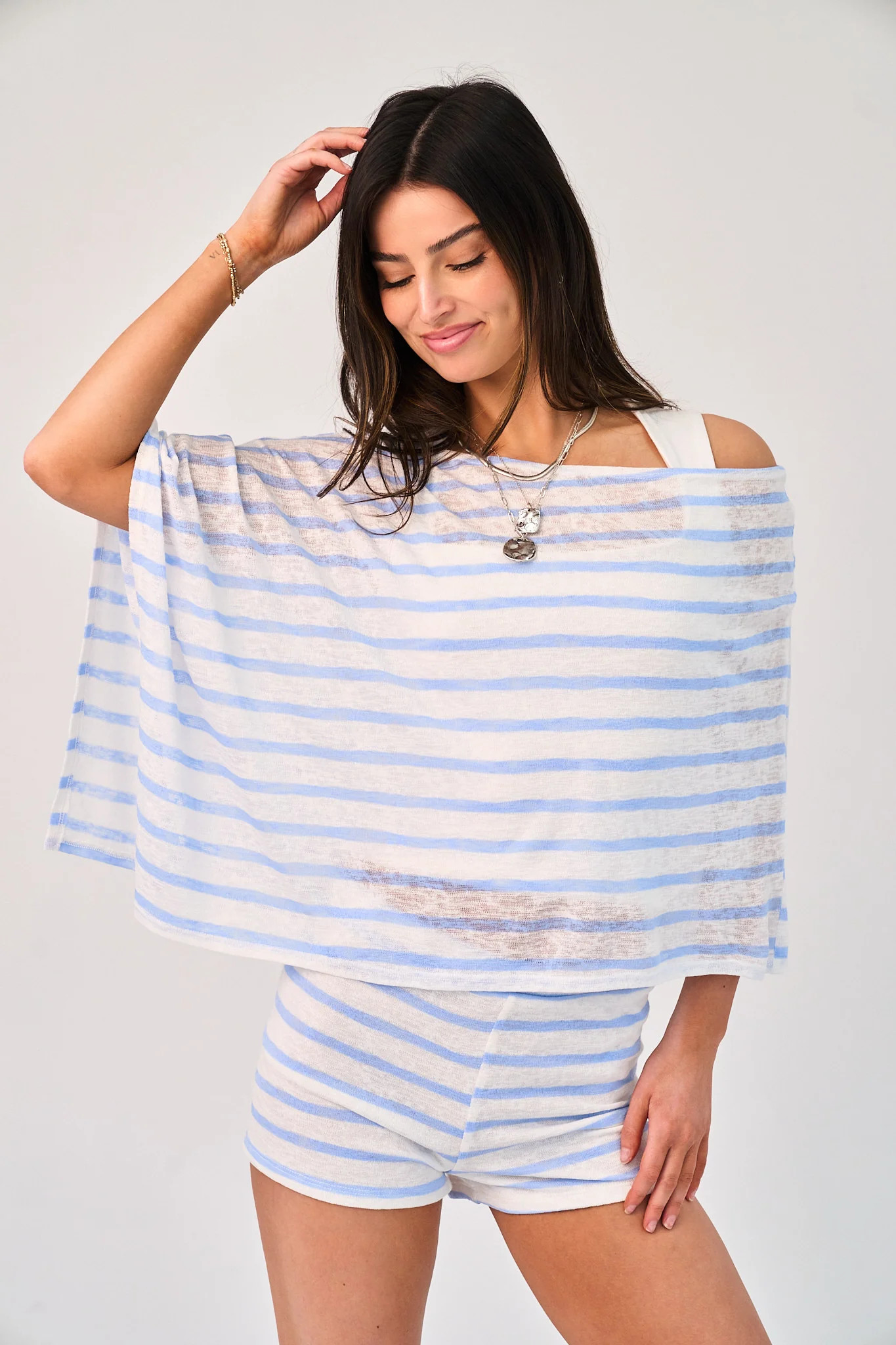 Becket Poncho | Grey Bandit