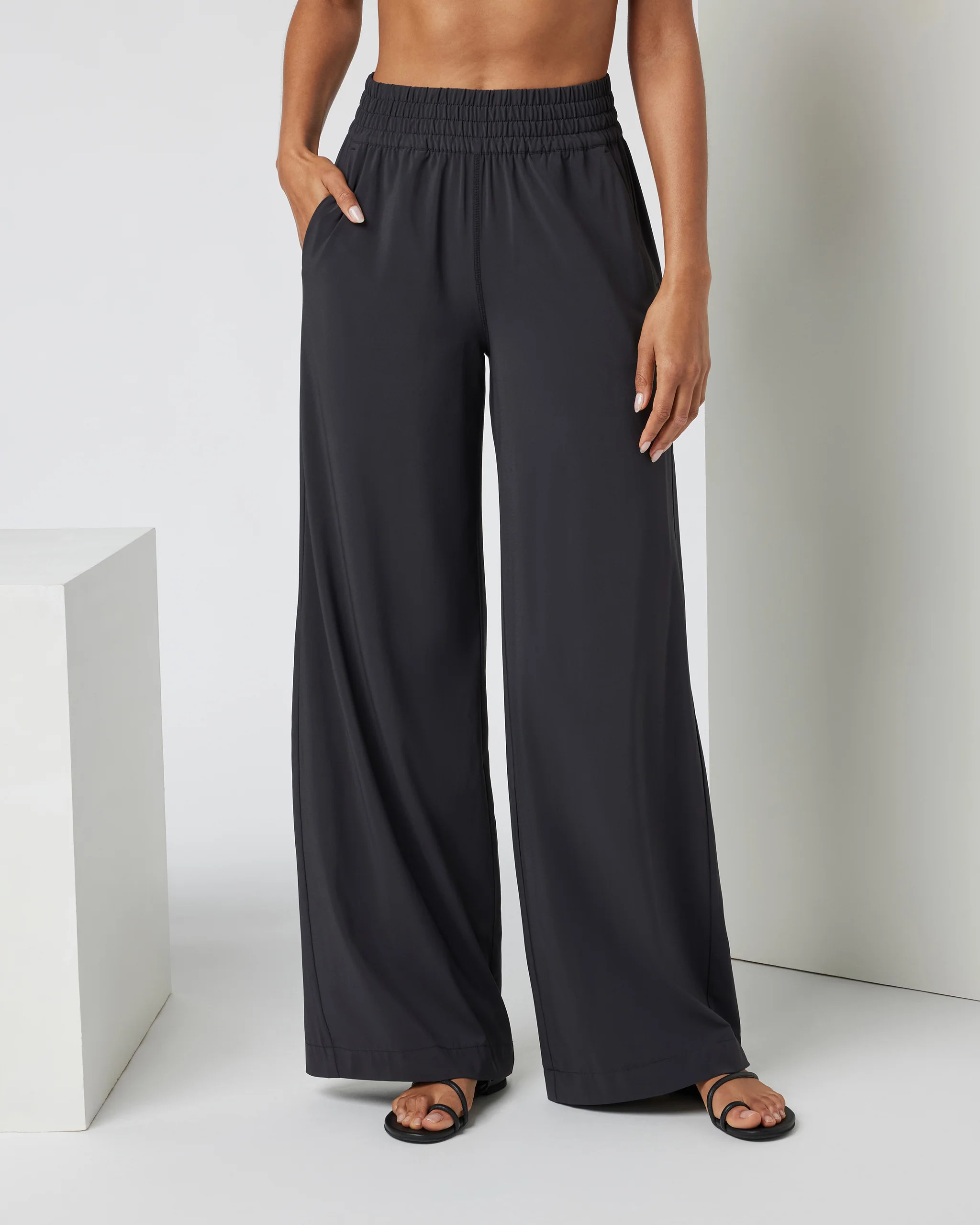 Villa Wideleg - Long | Black Tall Wide Leg Pants | Vuori | Vuori Clothing (US & Canada)