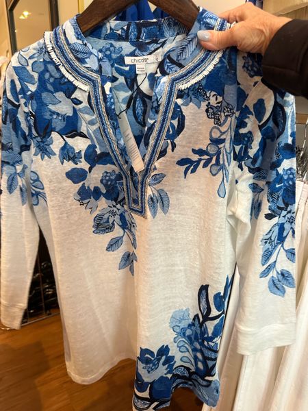 The 100% Linen Floral Embellished Tunic is all about effortless style. This design features embroidery and beading down and on the banded collar. For comfy, trendsetting style, wear it with slim pants and denim of all kinds—capris, crops, ankle, or full length.
Made from knit fabric.

#LTKplussize #LTKover40 

#LTKSeasonal