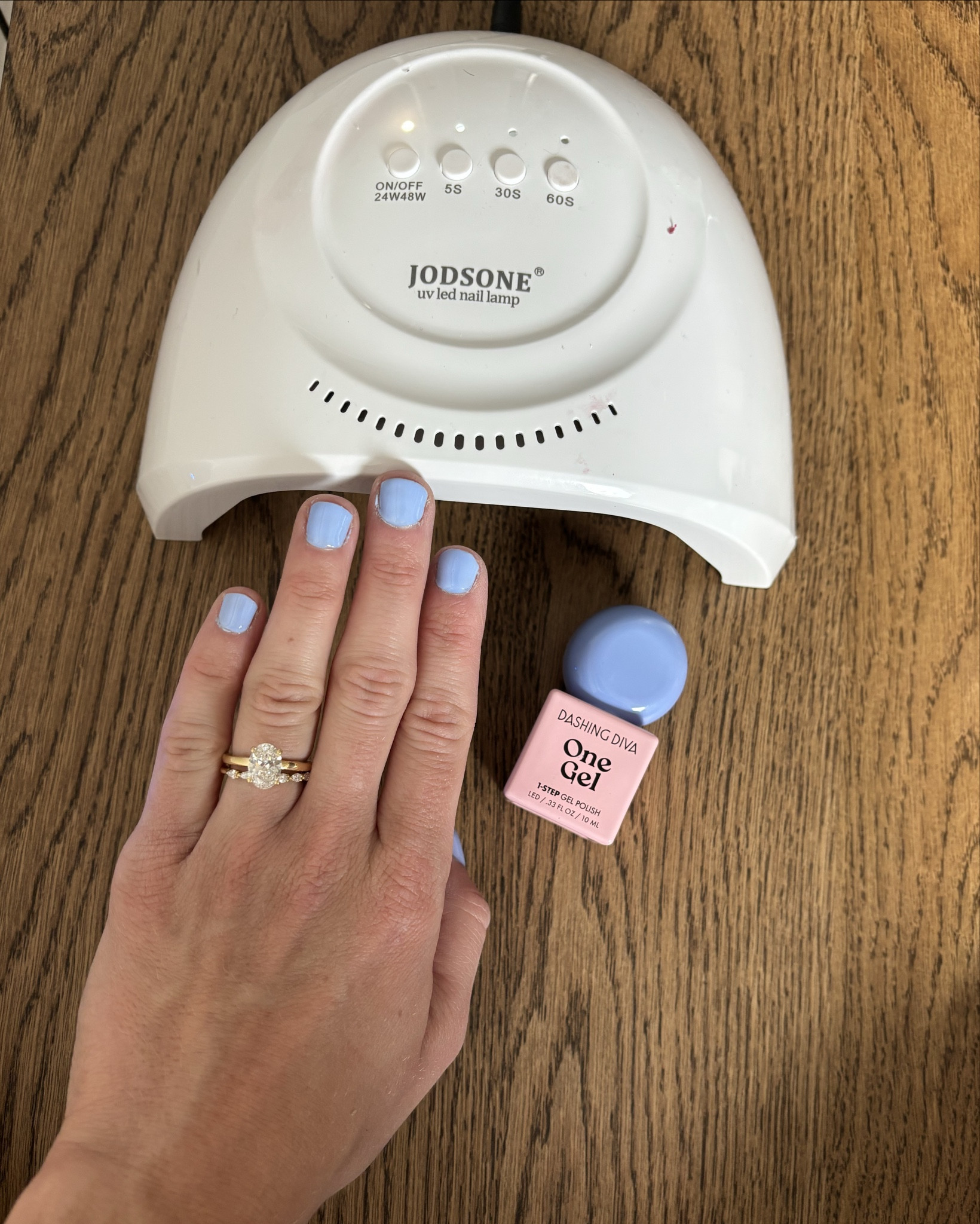 💅 DIY gel nails at home? Say less.
Obsessed with my Dashing Diva gel polish – salon-quality shine without the salon price. 🙌 Paired it with their remover (so easy, no damage!) and my trusty UV light for the full mani moment. ✨

#LTKbeauty #DashingDiva #AtHomeMani #GelNails #NailTok

#LTKFindsUnder50 #LTKGiftGuide #LTKBeauty