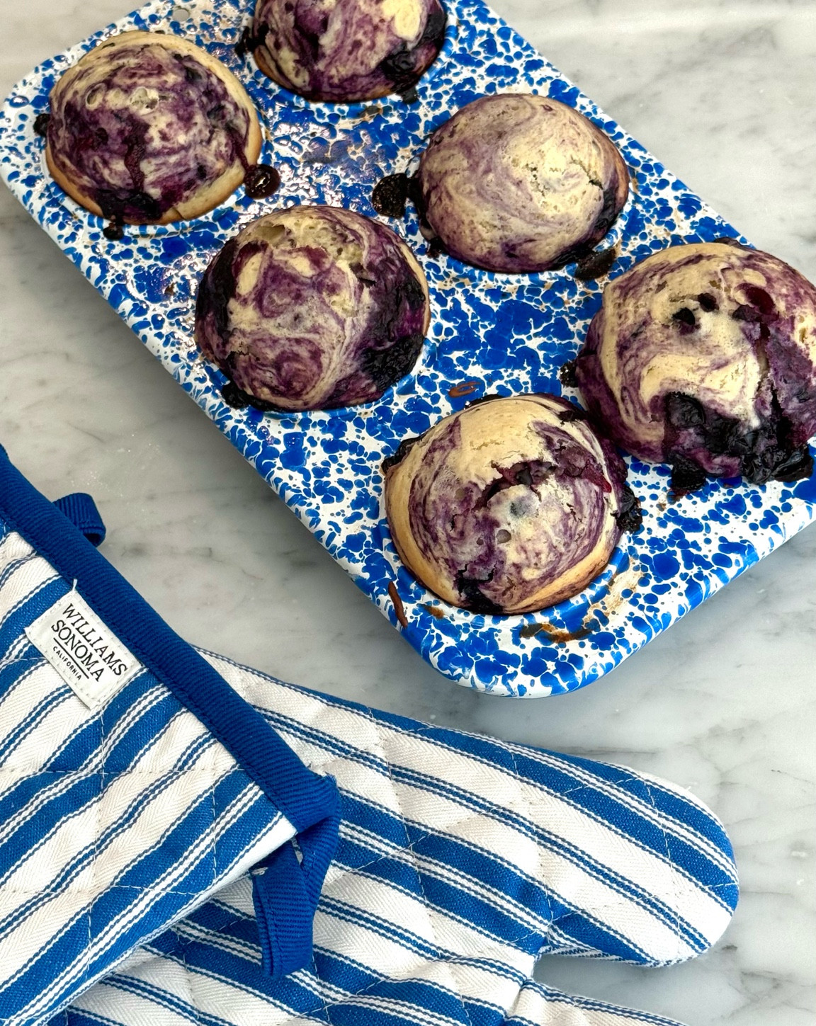 Splattered muffin tin 🫐