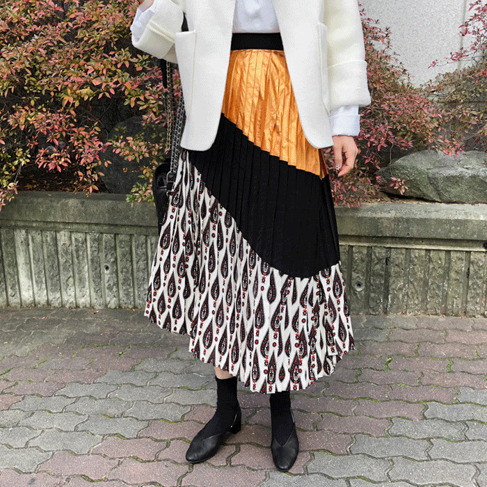 Color-Blocked Pleated Skirt | Miamasvin