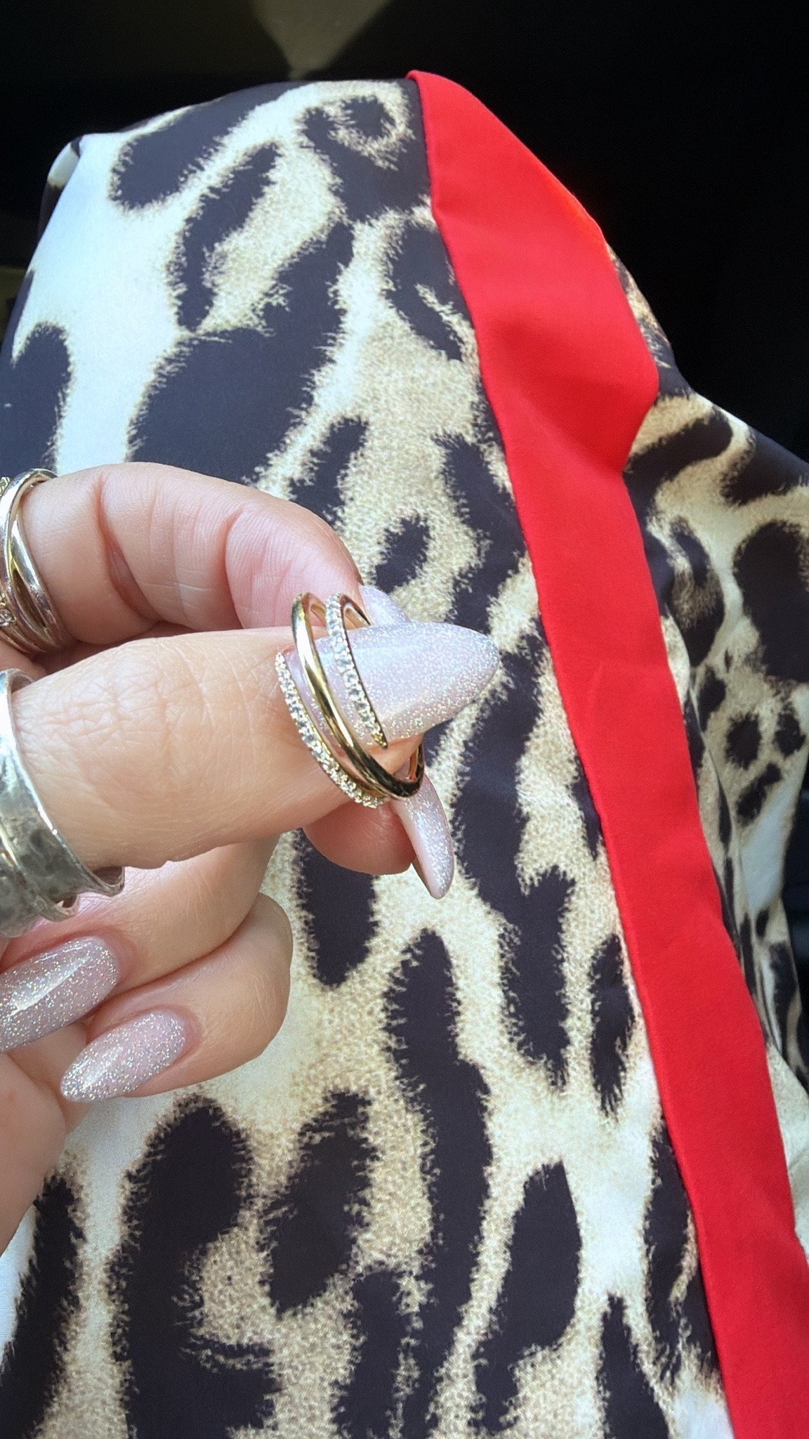 @Ana Luisa 
Women’s rings
Women’s dainty rings
Mixed metal jewelry

#LTKootd