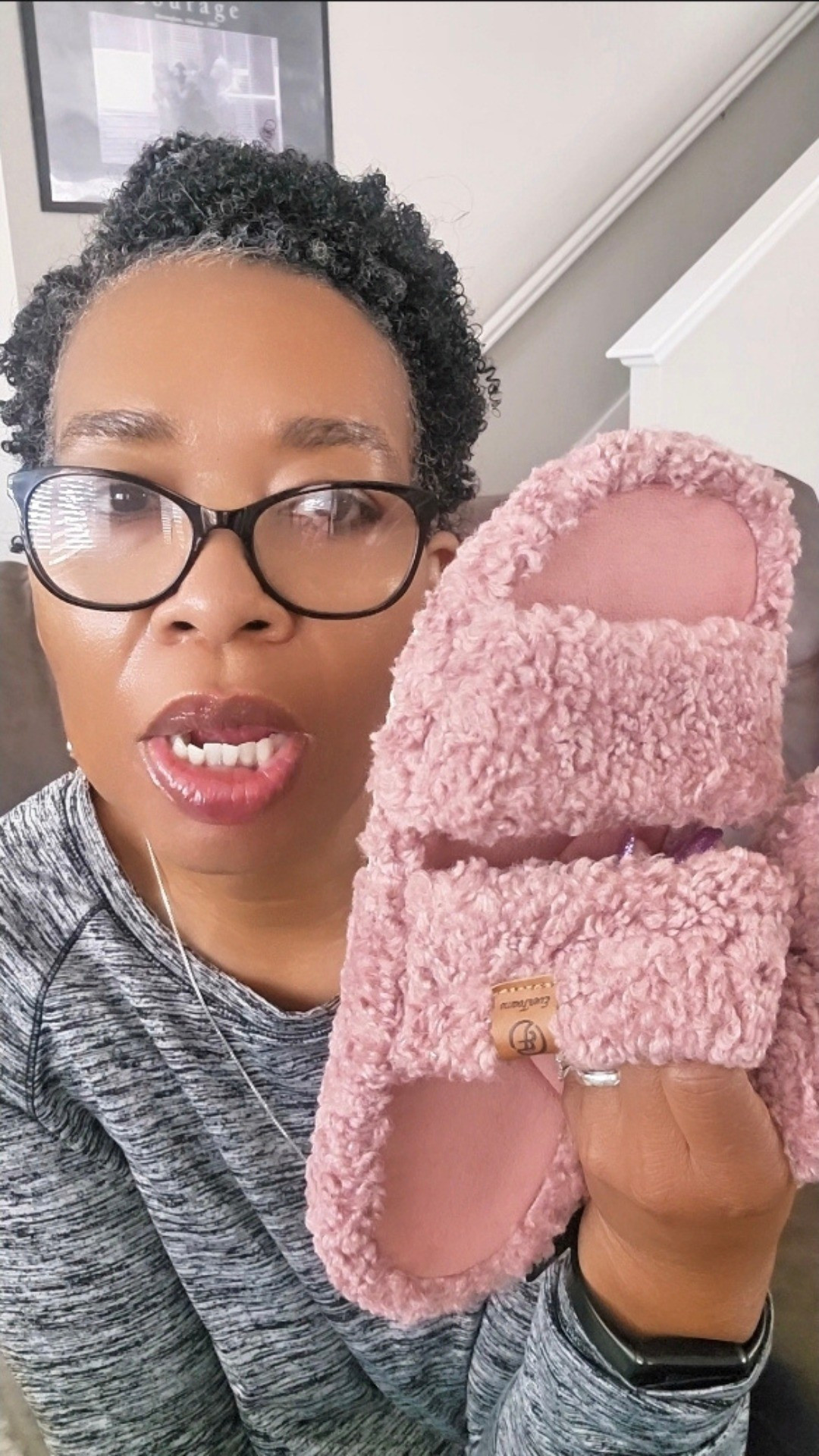 I thought one pair was enough until I realized how convenient two pairs actually are 😂 These cozy slippers are soft, washable, and have removable plush inserts. One pair in the wash while the other pair stays on my feet? Honestly genius for comfort and everyday home life.

#LTKU #LTKOver40