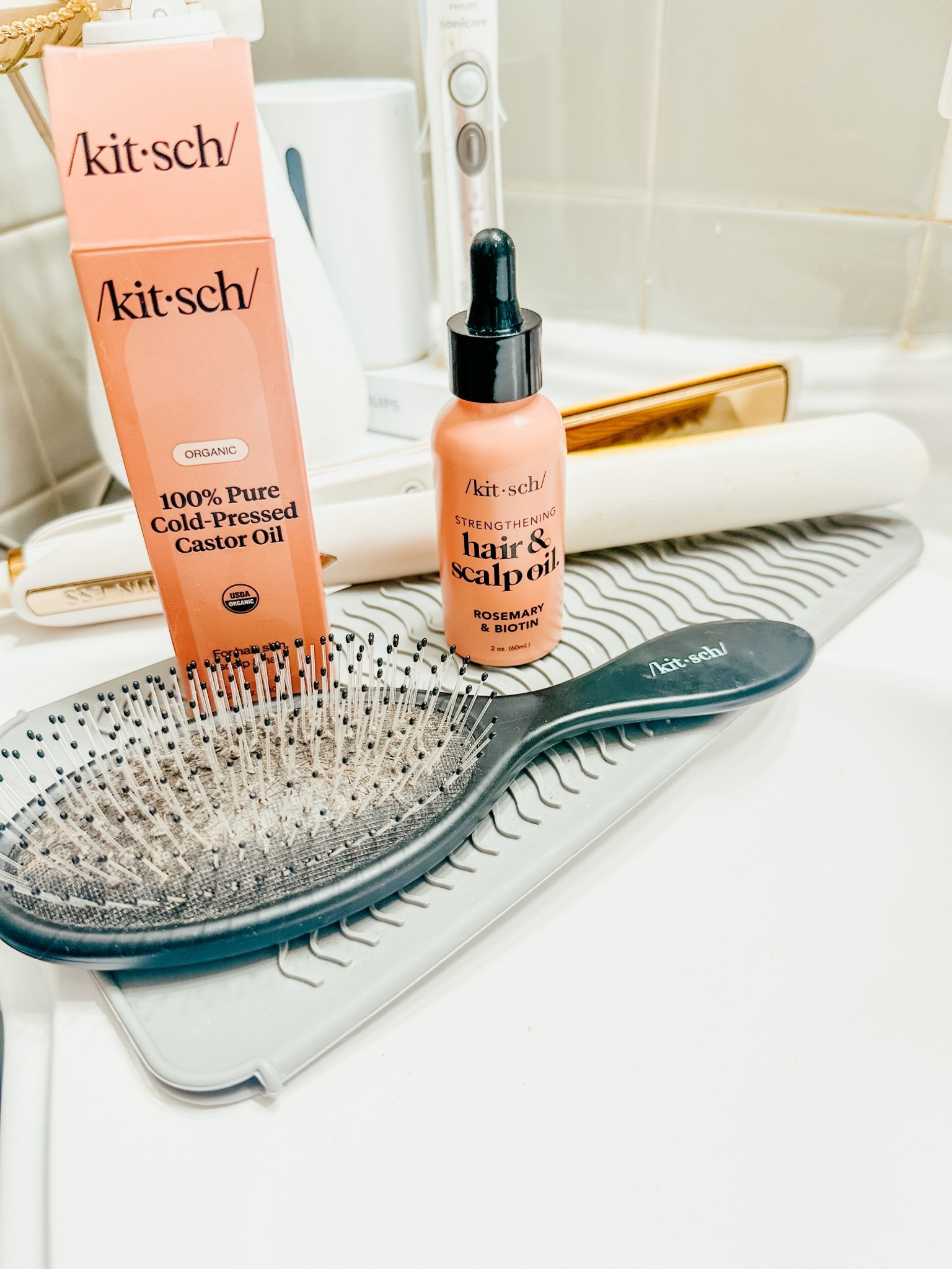 Some kitsch faves 

#LTKBeauty #LTKOver40 #LTKgrwm