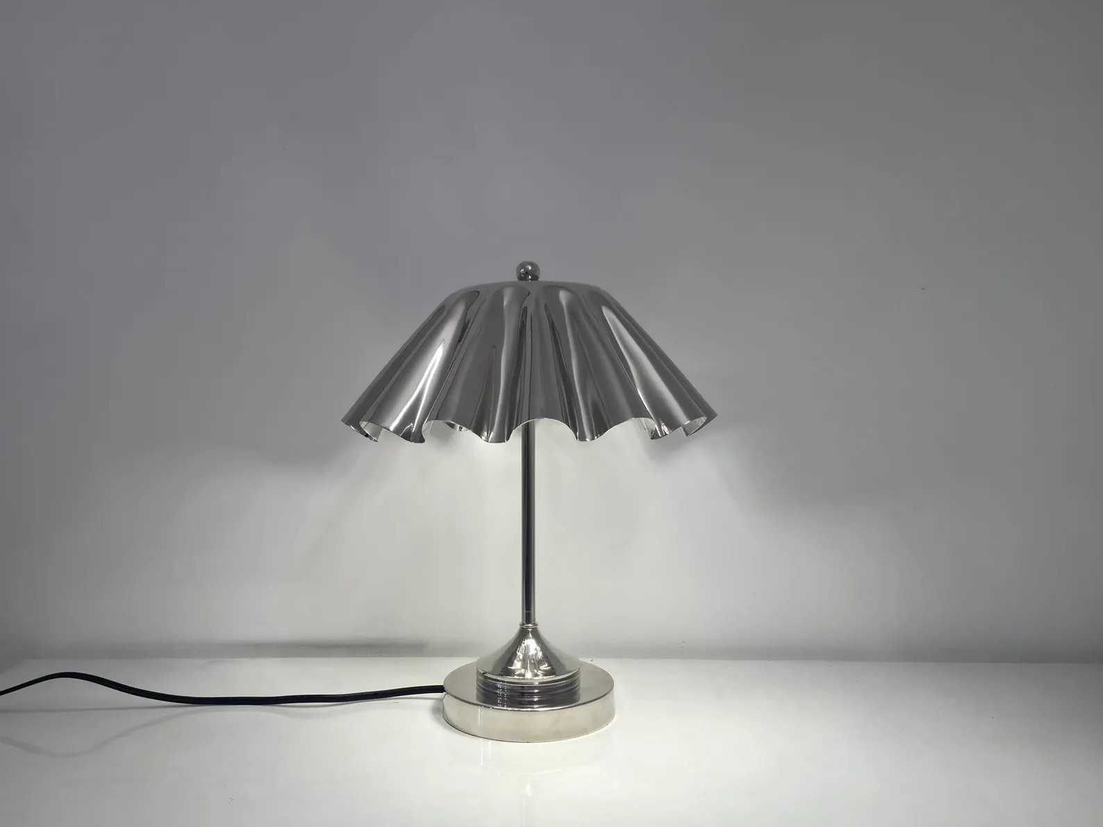 Modern Chrome Pleated Mushroom Table Lamp Mid Century Modern Silver Scalloped Desk Light  Minimal... | Etsy (Global)