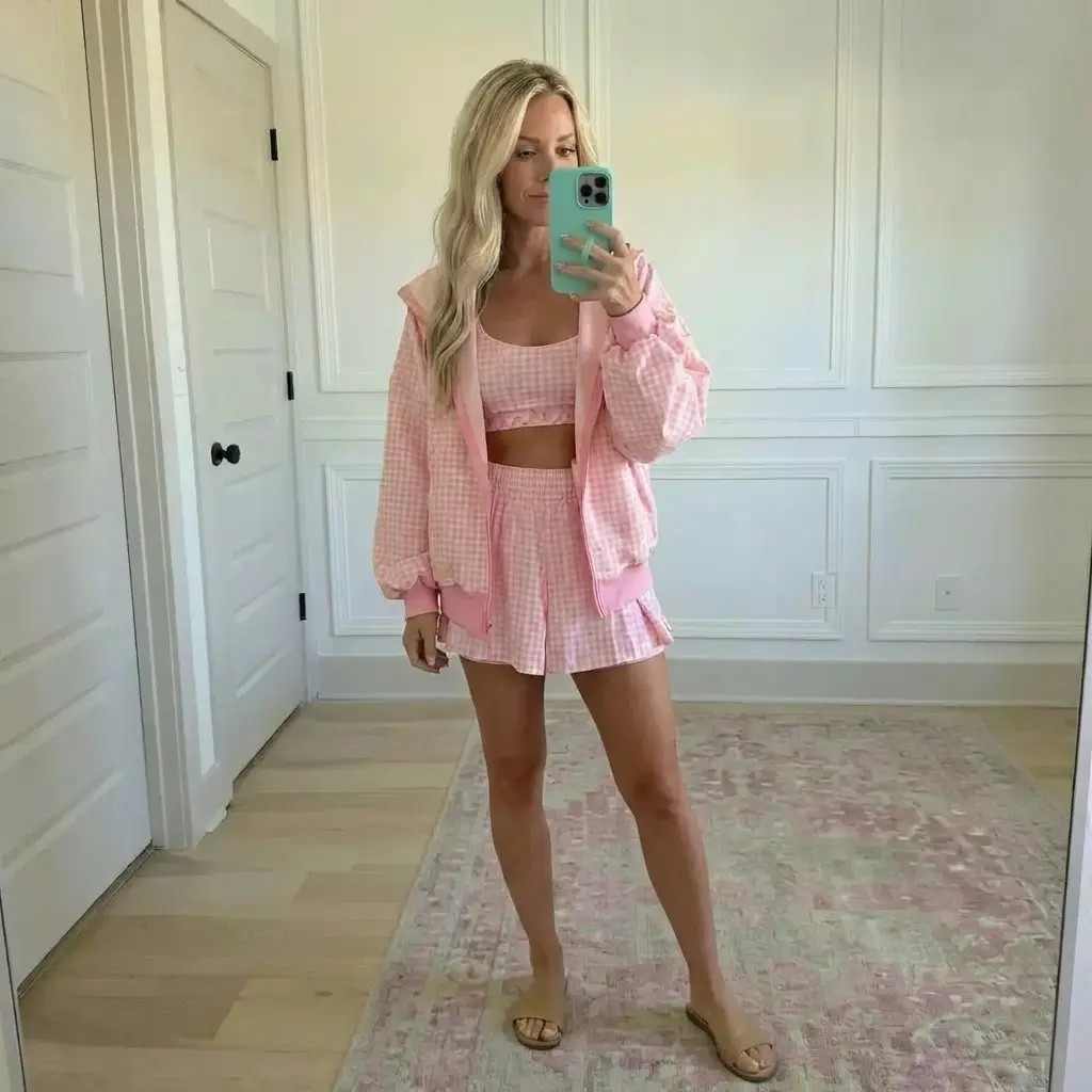 A soft morning glow fills a quiet, sunlit room as she stands effortlessly chic—navy off-the-shoulder knit draped just right, relaxed yet intentional. Crisp striped wide-leg trousers elongate her silhouette, balancing structure with ease, while woven sandals ground the look in casual sophistication. It’s the kind of outfit that feels like a deep exhale: polished without trying, coastal-classic meets everyday confidence. Timeless, unfussy, and quietly powerful—proof that style doesn’t need to shout to be noticed.

Hashtags 📌

#EffortlessStyle
#ClassicWithATwist
#ModernClassic
#EverydayChic
#CoastalVibes
#NeutralStyle
#RelaxedLuxury
#CapsuleWardrobe
#OffDutyStyle
#WideLegPants
#CasualChic
#TimelessFashion
#MinimalStyle
#StyleInspo
#OOTD
#PinterestStyle
#WomenWithStyle
#WeekendLook
#ComfortMeetsStyle
#TrendyHeidi


#LTKgrwm #LTKValentine #LTKdayinmylife