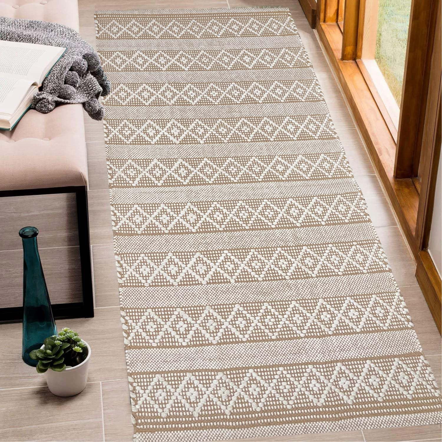 Chardin home Beige & White Boho Runner Rug 2x5 feet |Hand Woven Farmhouse Rug | Great in Kitchens... | Amazon (US)