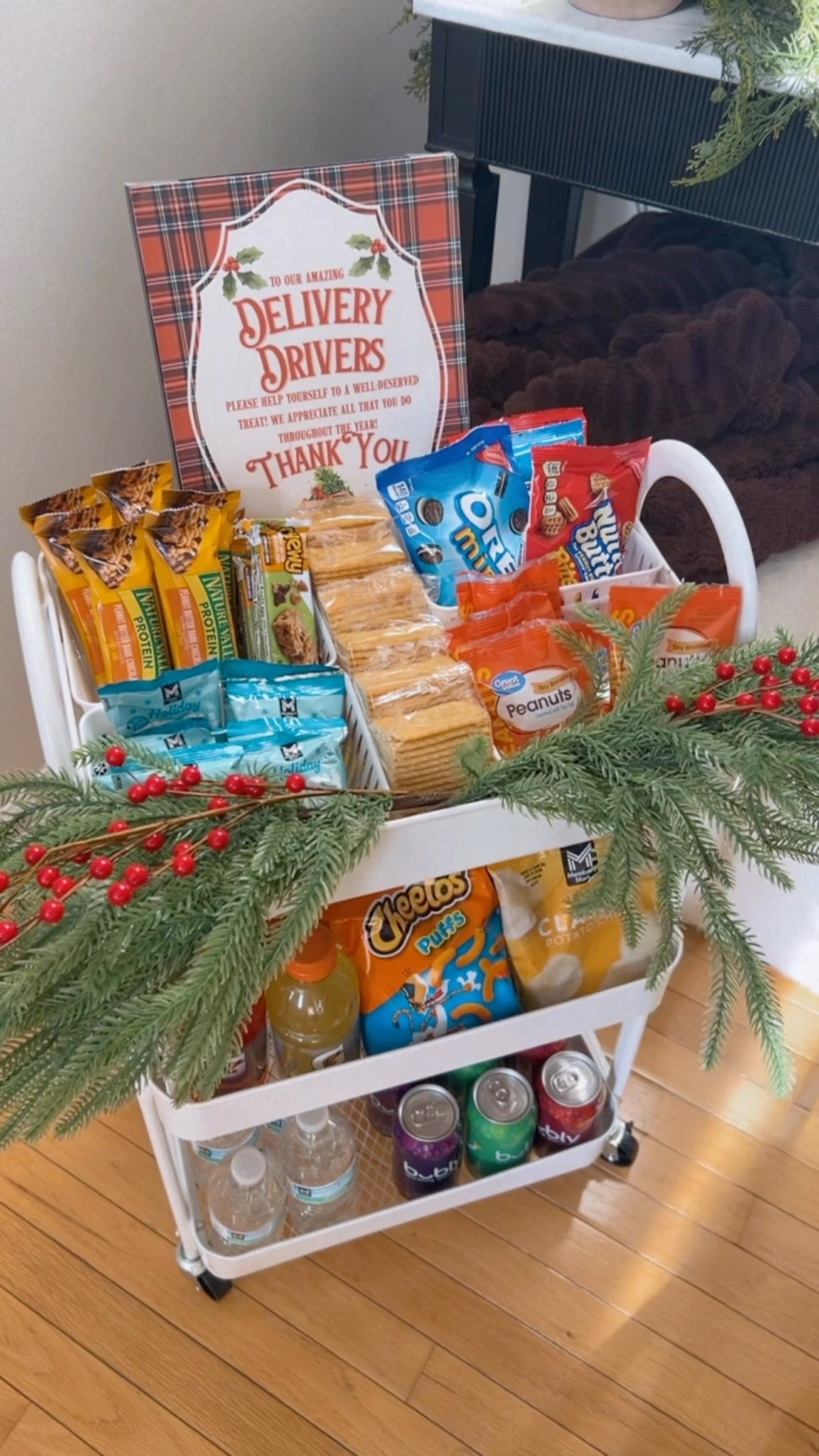 Delivery drivers Holiday Snack Cart
#snackcart #christmas #deliverydrivercart #holidaycart #porchdecor #snackbar #asmr #christmastraditions

#LTKGiftGuide #LTKHome #LTKHoliday