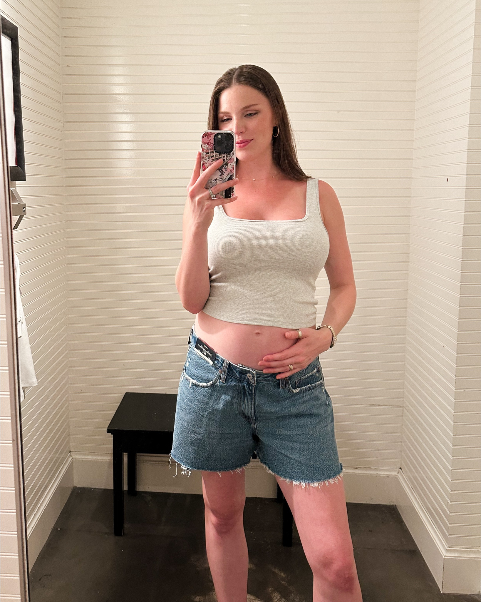 PSA Abercrombie is having a 25% off shorts sale till Monday! 




#LTKBump