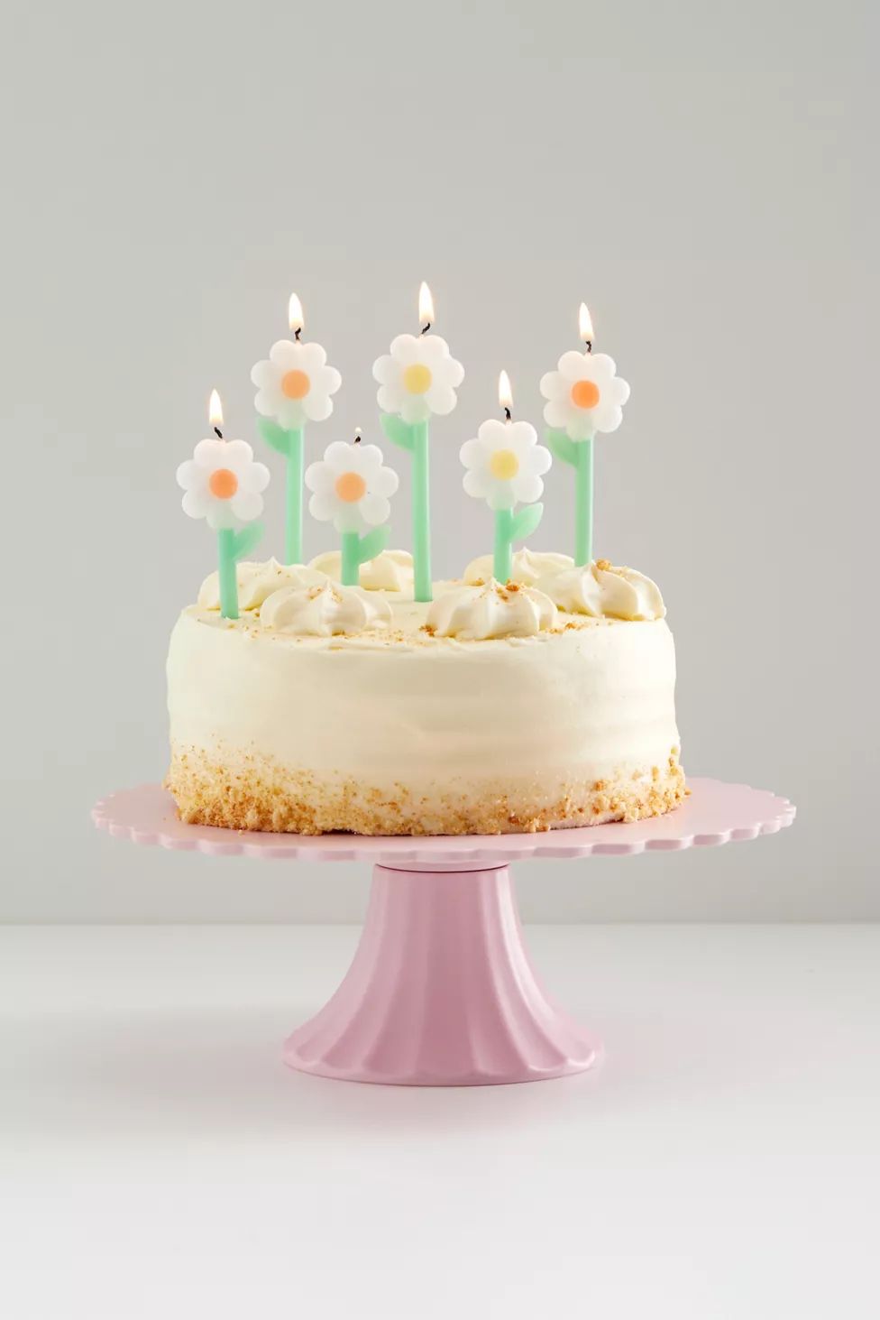 Meri Meri Daisy Party Candle Set | Urban Outfitters (US and RoW)