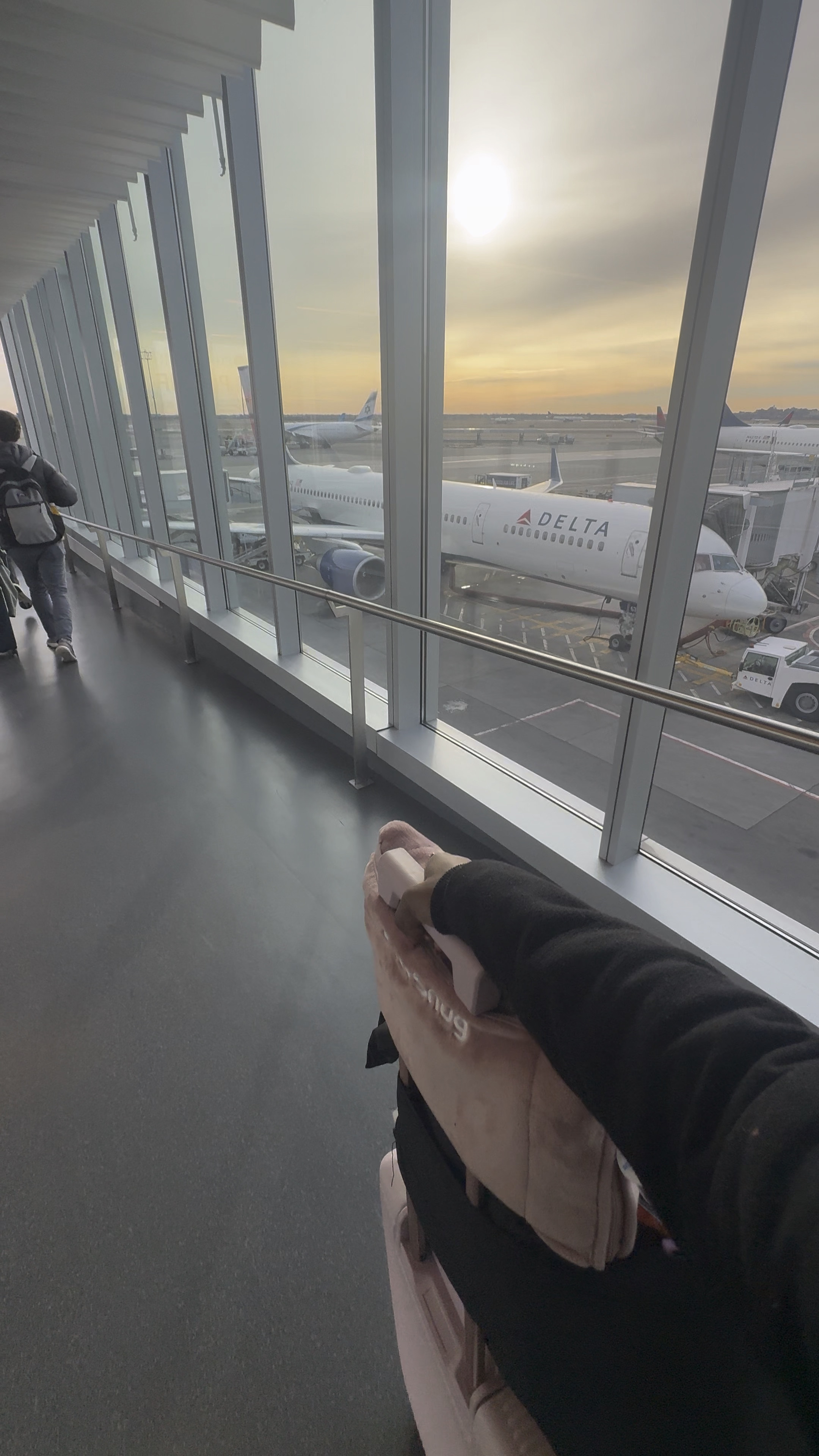 Morning travels ☀️

#LTKTravel #LTKGiftGuide #LTKSaleAlert