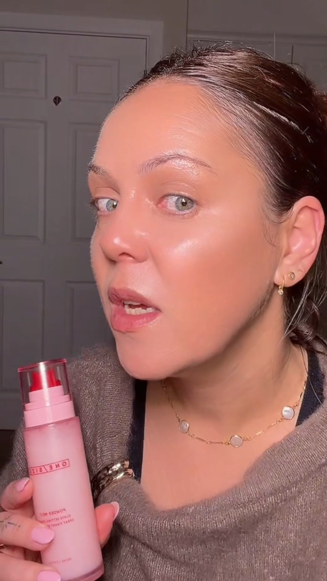 One size powder melt glass skin setting spray in action 

#LTKgiftguide #LTKbeauty #LTKuk