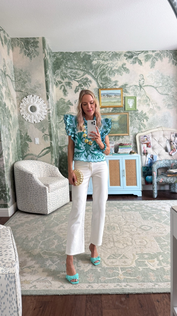 1, 2, 3 or 4? Comment VACATION for links to all of these looks from @shop_avara 

#AvaraPartner #Avarista

#LTKootd #LTKSaleAlert #LTKOver40