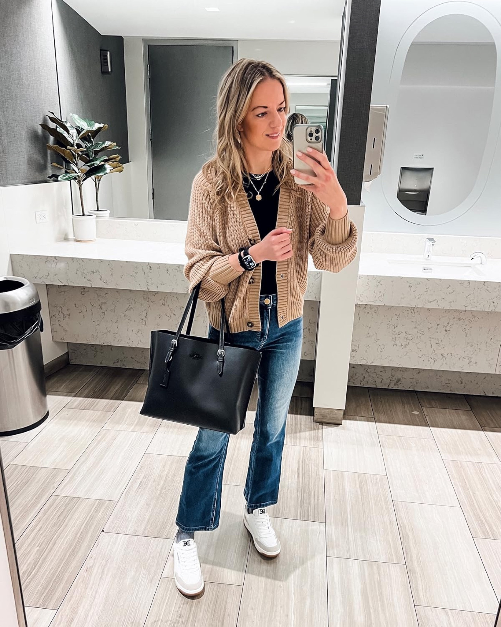 This cute outfit is comfy, stylish, and perfect for the season!
seasonal style, cozy chic, everyday outfit, trendy look, winter vibes, wardrobe staples, outfit inspiration, comfy fashion, must-have style, casual chic

#LTKU #LTKSeasonal #LTKStyleTip