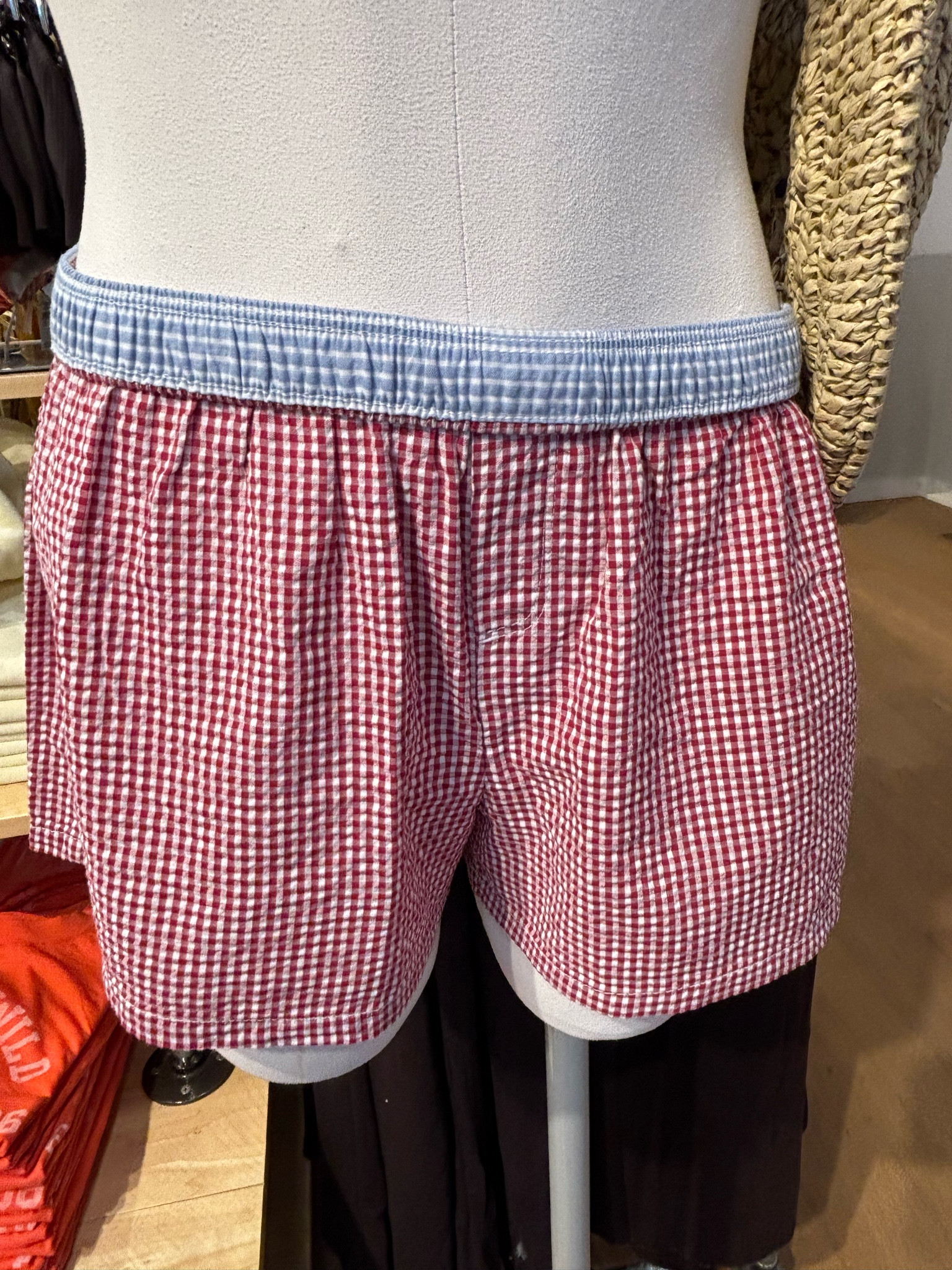 Women’s boxer shorts on sale 


#LTKSaleAlert #LTKootd #LTKSeasonal