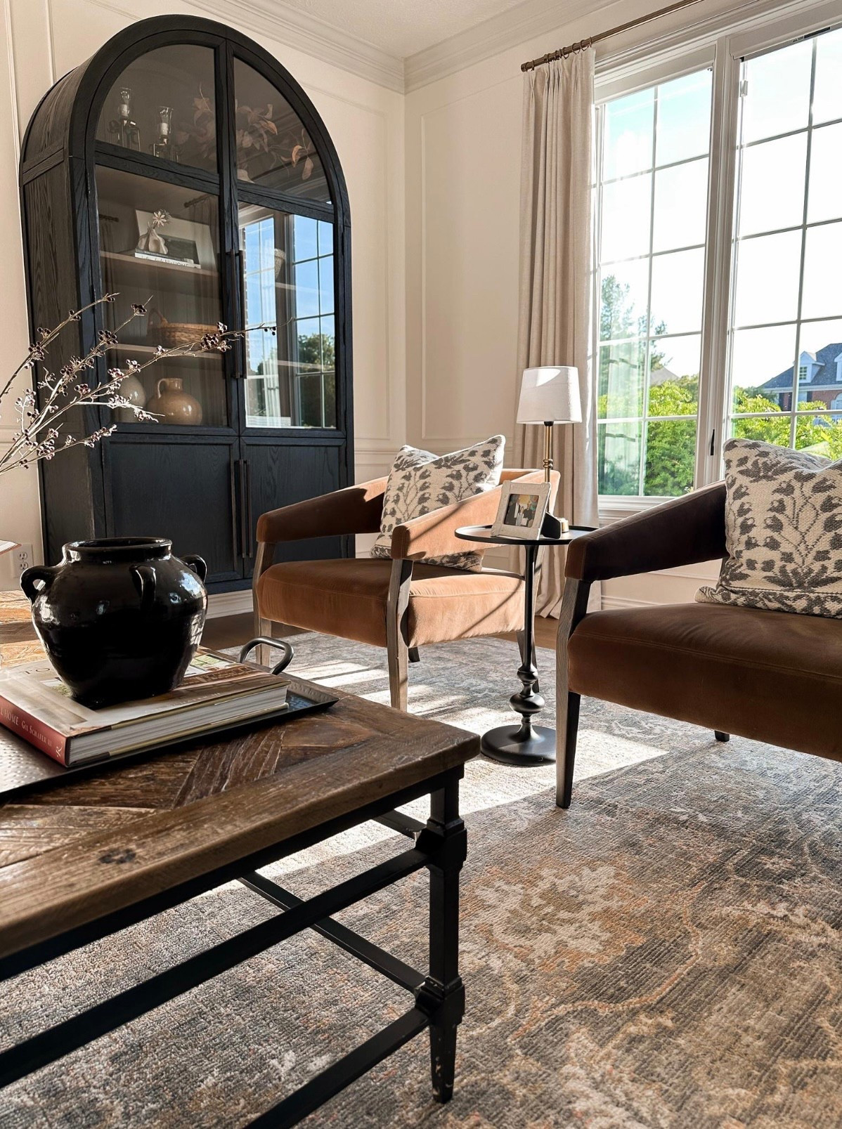 Living room views! 😍

#LTKHome #LTKFindsUnder100 #LTKStyleTip