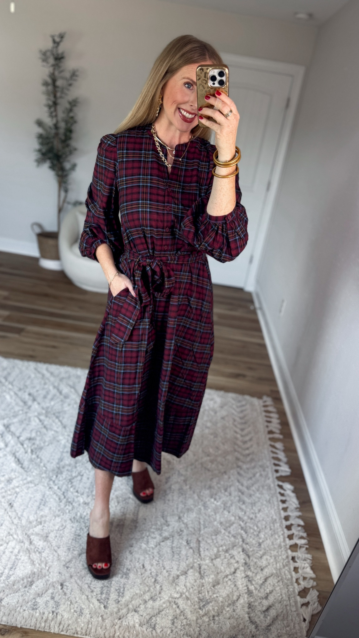 Weekend Walmart Wins try-on
Plaid midi shirtdress- small

#LTKootd