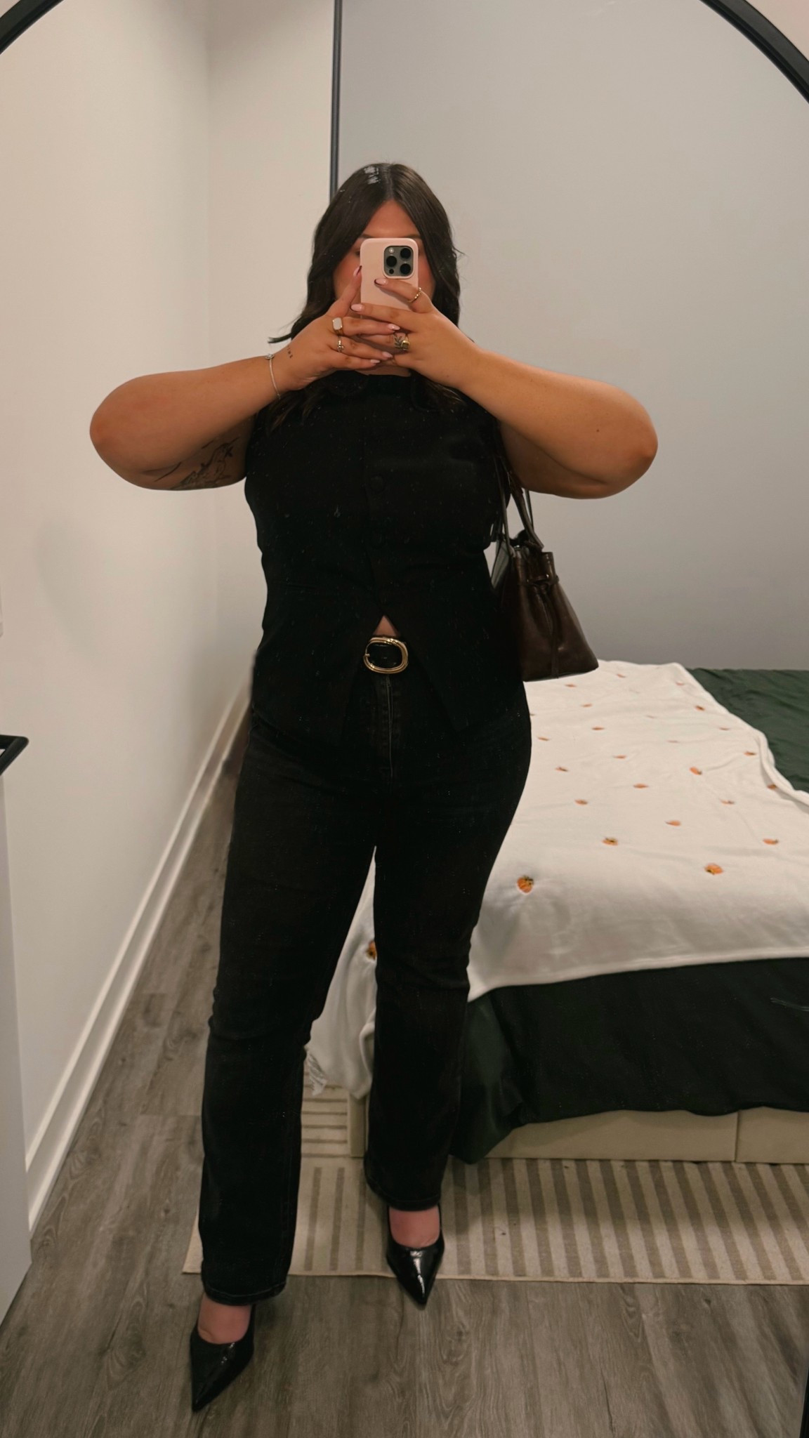 all black outfit for girls night out 🖤🍸



#LTKcanada #LTKbag #LTKmidsize
