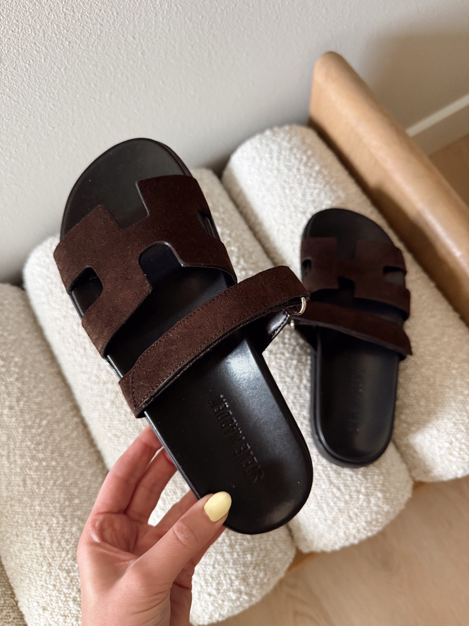 These summer sandals are the best and give major designer vibes! Currently 30% off and under $65 with code SUNNY


@Steve Madden US Steve Madden, summer sandals, slides, chic

#LTKSaleAlert