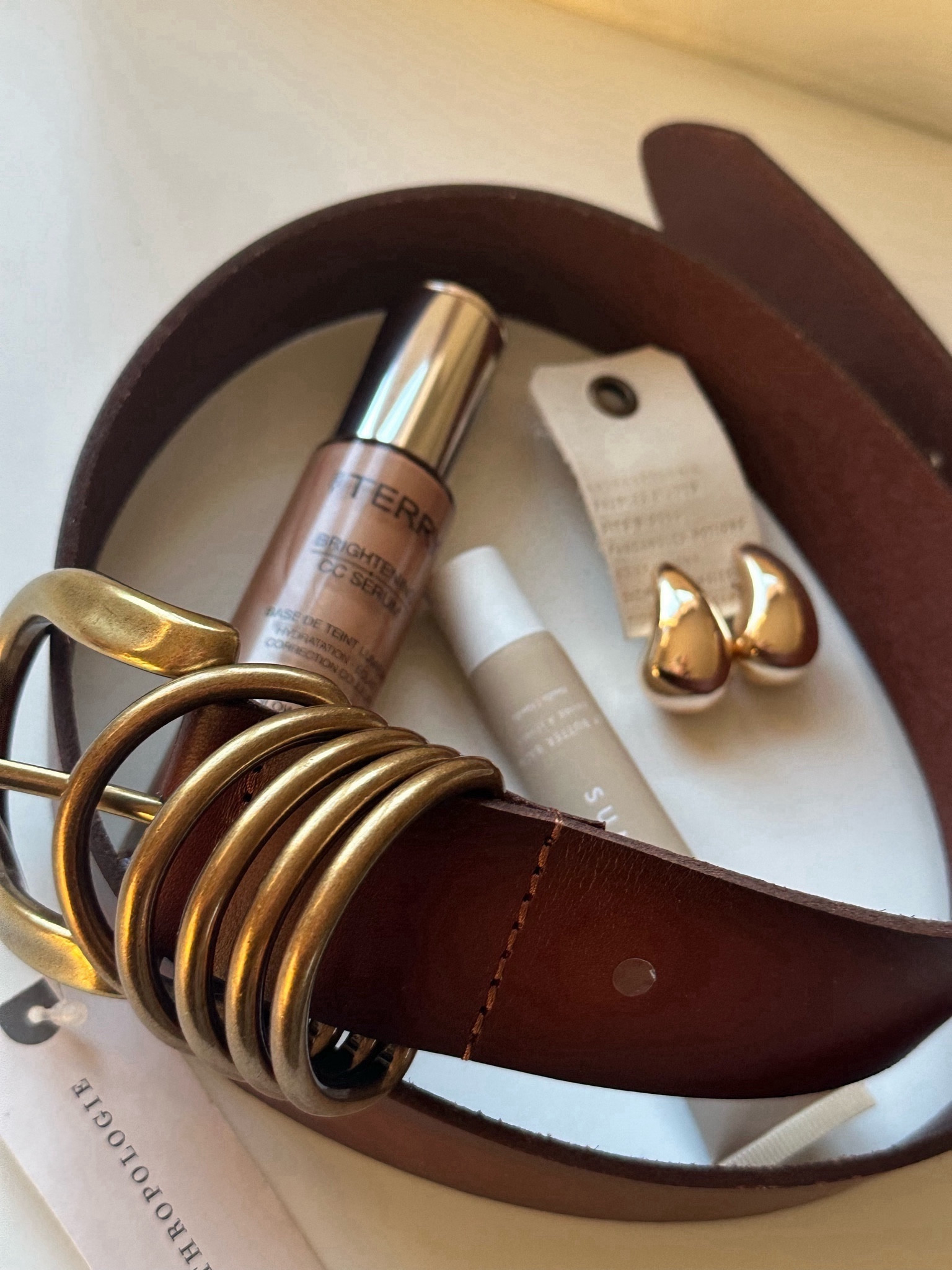 Unboxing goodies! I was looking for these tear drop earrings everywhere and I am so satisfied 😍 
The summer Friday lip butter balm is sold out everyone, I preordered and got it within 1 week! I added the link. 

#summerfridaylipbalm #teardropearrings #byterry

#LTKGiftGuide #LTKMostLoved #LTKstyletip