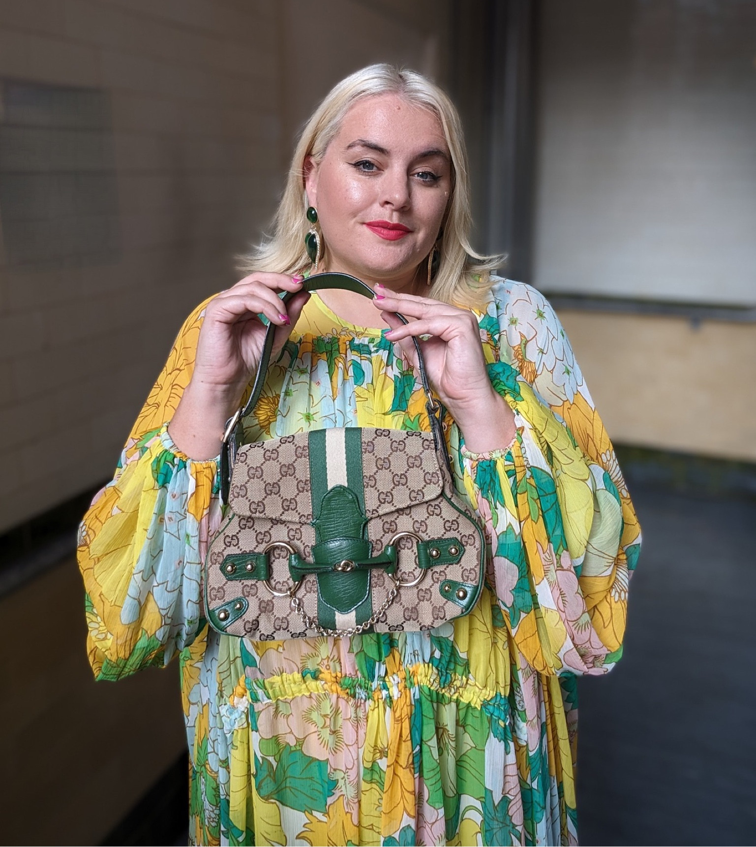 Finding my favourite pre loved looks on ebay, this vintage Gucci horsebit 90s designer bag and paired with my favourite maxi



#LTKeurope #LTKplussize #LTKstyletip