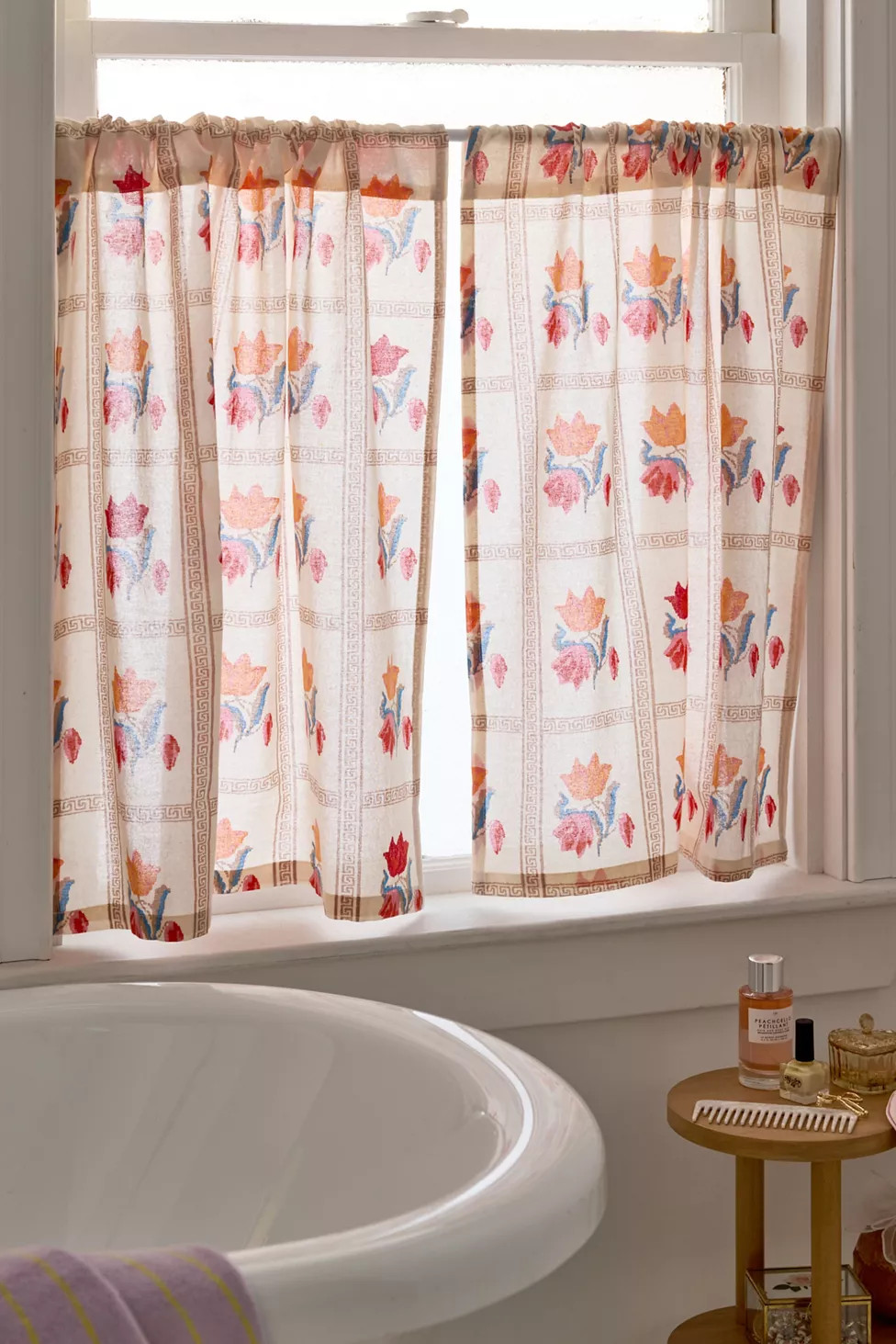 Bridgette Floral Pattern Café Curtain Set | Urban Outfitters (US and RoW)