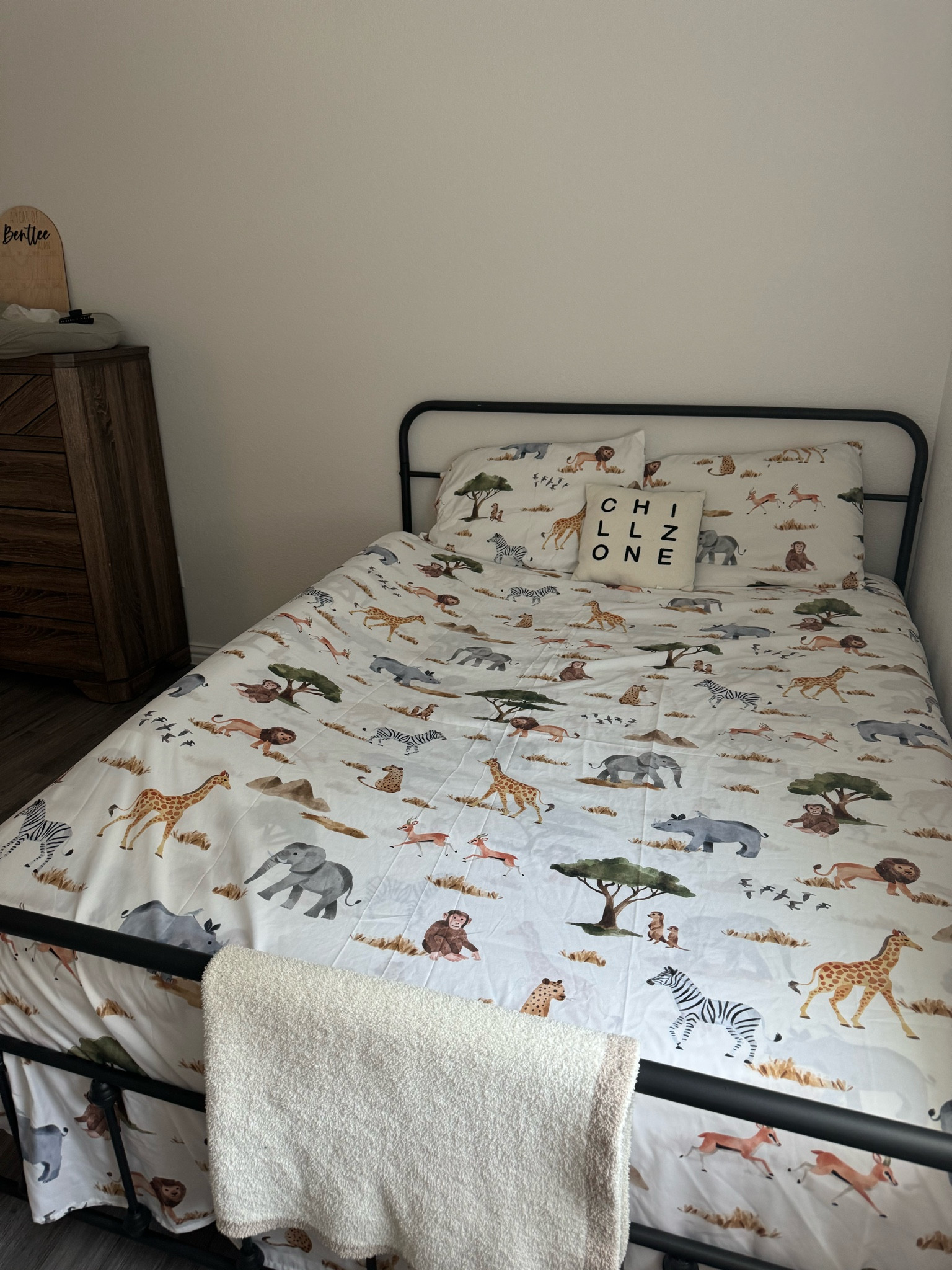 Toddler room | safari | bed sets | home decor 

#LTKBaby #LTKFindsUnder100 #LTKHome
