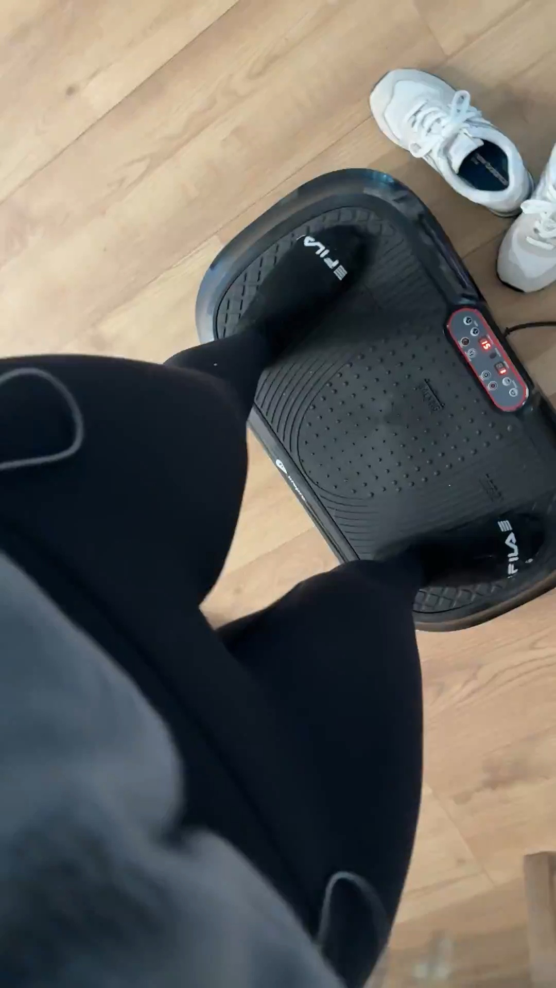 My daily 10-minute routine on the vibrating plate — easy, low impact, and such a good way to warm up, activate your core, and get your blood flowing before a workout or on rest days.

Perfect for: at-home workouts, warm-ups, circulation support, low-impact movement

📏 Sizing: Small leggings  
Height — 5’4”  
138 lbs  
Bust — 34D  
Waist — 27”  
Hips — 40”

Shop instantly on the app.

Daily wellness routine, at-home fitness equipment, vibration plate benefits, low-impact workout ideas, easy fitness habits.

Follow me on Instagram and YouTube @kirasfashionfinds

#LTKootd #LTKgrwm