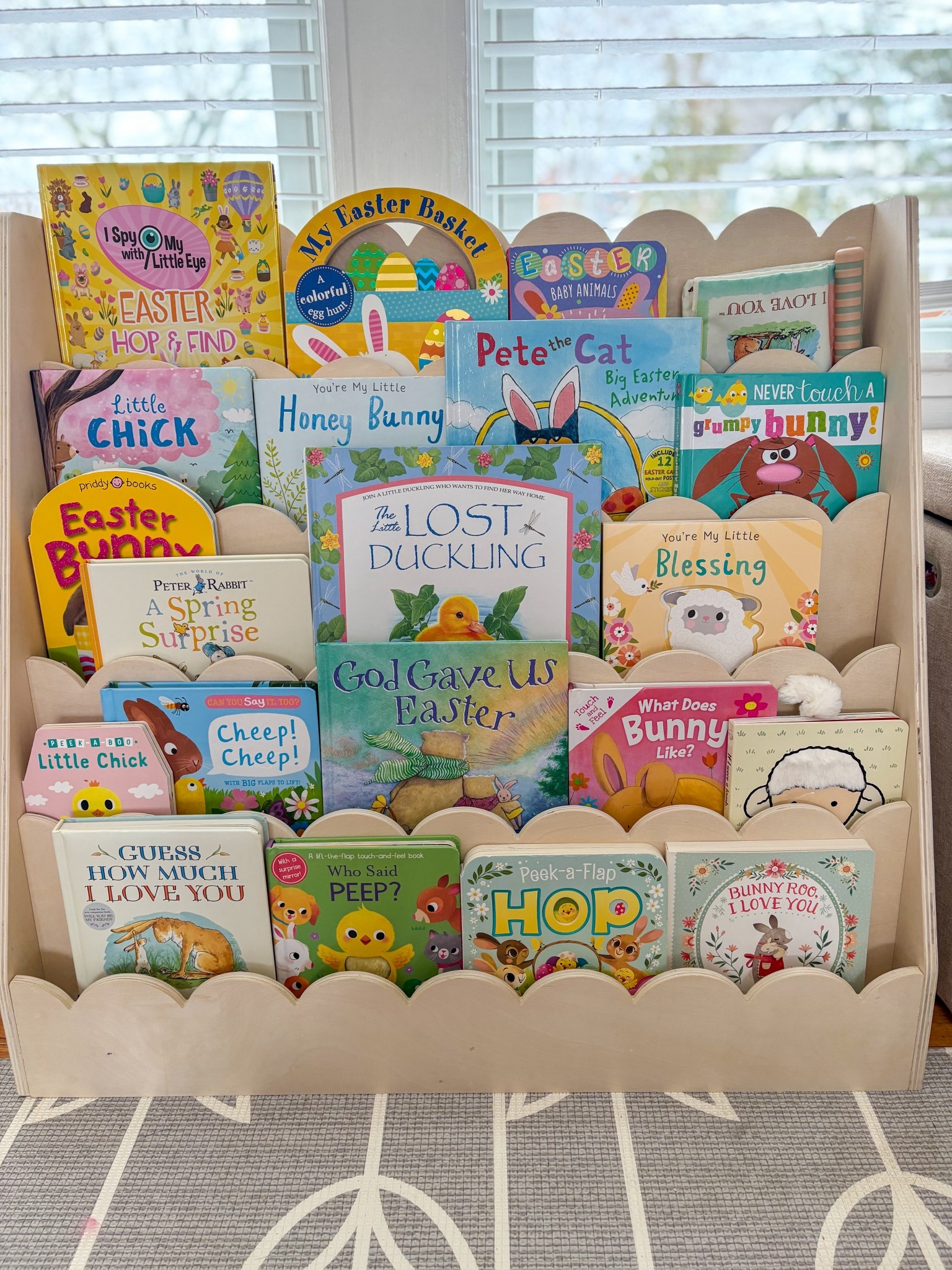 Bookcase refresh for Easter! 

#LTKKids #LTKSpringSale #LTKSeasonal