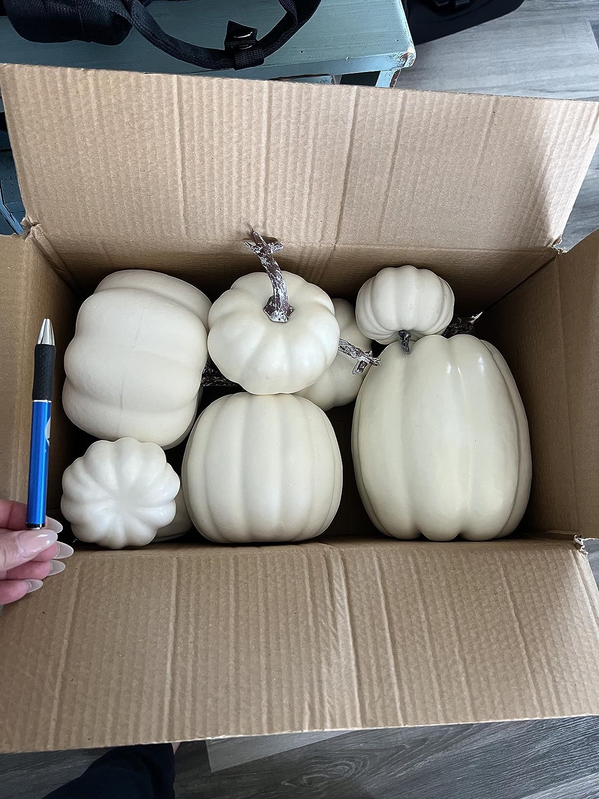 DERAYEE Fall Artificial Pumpkins, White Fake Pumpkins Thanksgiving Decoration Autumn Large Gourds... | Amazon (US)