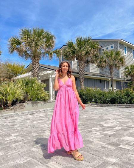 The perfect summer pink maxi dress

#LTKstyletip