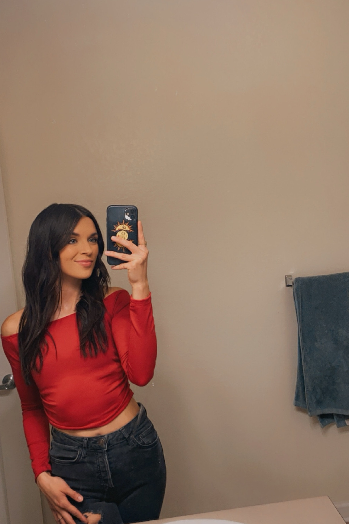 Night out fit
Red off shoulder top- SHEIN
Black distressed jeans- Forever 21

SHEIN, forever 21, night out fit, girls night out, Women’s fashion, going out outfits.

#LTKFindsUnder50 #LTKStyleTip