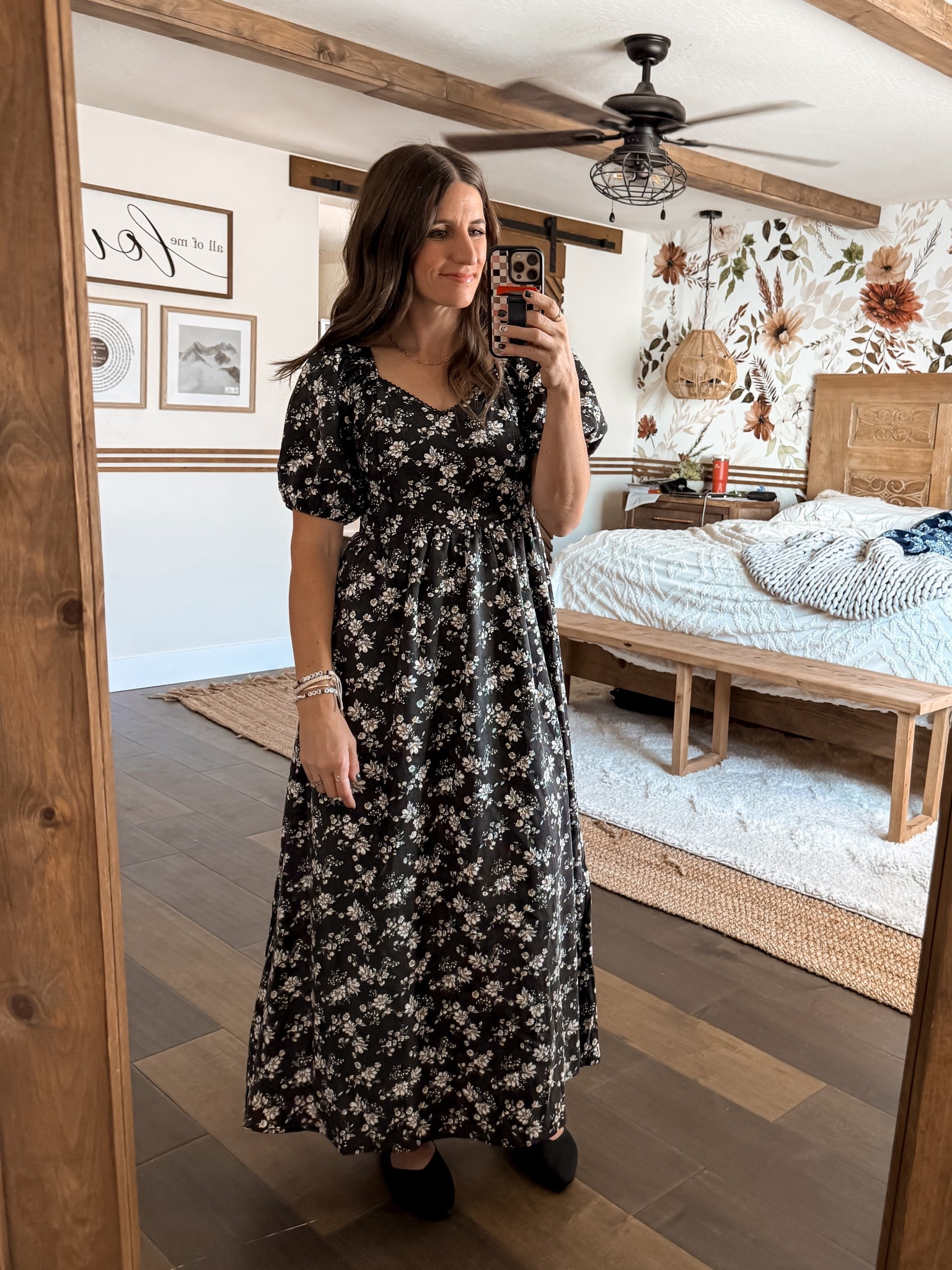 Focus on the dress and not the unmade bed. It’s not happening today. Hahaha! Happy Sunday 🫶🏼 

This dress is true to size, a little bit thicker material, so comfy, and my husband complimented me on it twice in 10 minutes sooo- I’d say it’s a keeper! I’m in a size small.

#LTKSeasonal #LTKOver40 #LTKHome