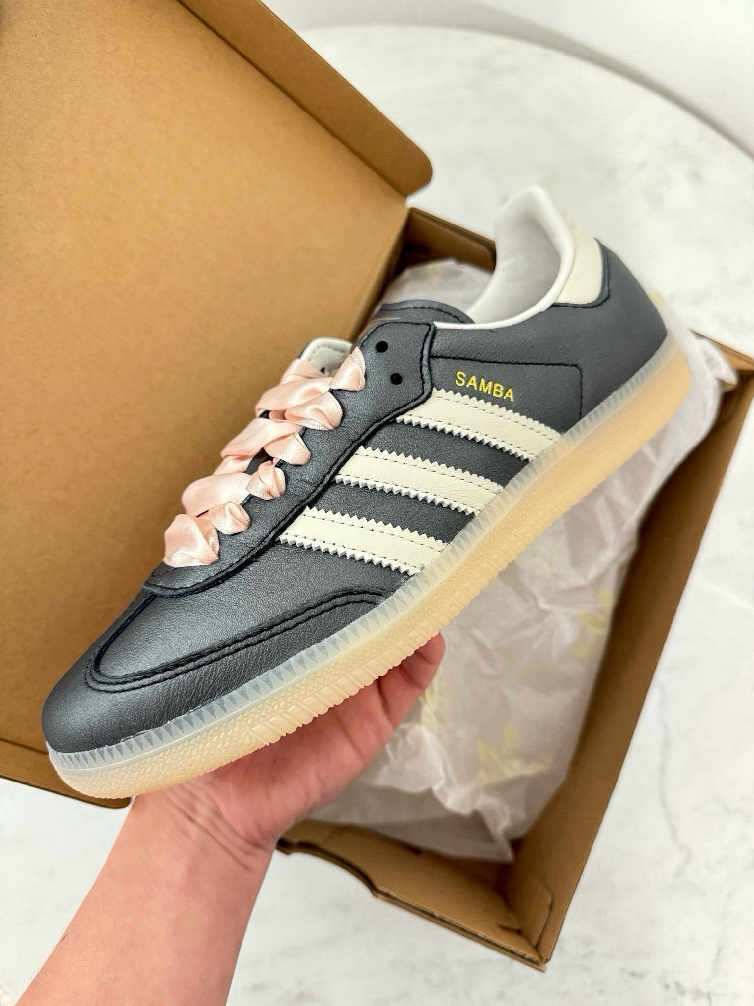 adidas gazelle silver green womens Women's adidas Samba OG 7.5 / Cloud White/Core Black/Gum