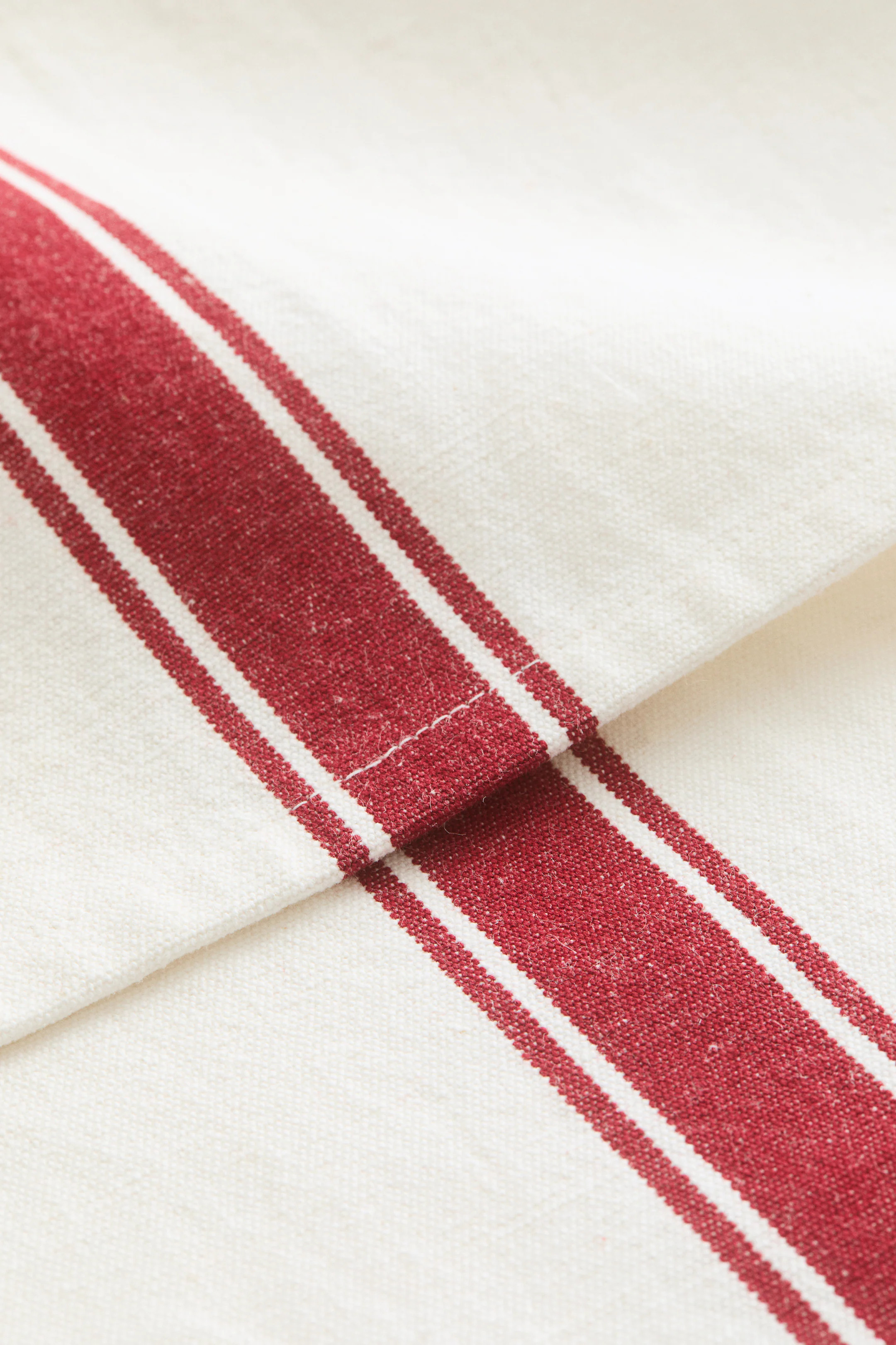 Linen-Blend Tea Towel | H&M (US + CA)