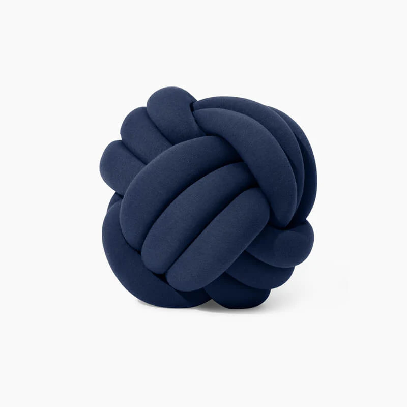 Sustainable Knot Pillows Perfect For Stress-Relief | Hugget™ | Bearaby US