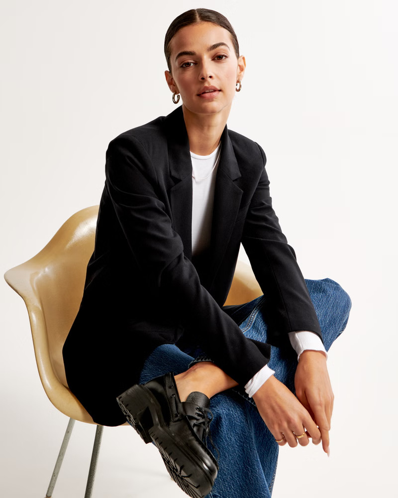 Women's Lightweight Suiting Blazer | Women's Coats & Jackets | Abercrombie.com | Abercrombie & Fitch (US)
