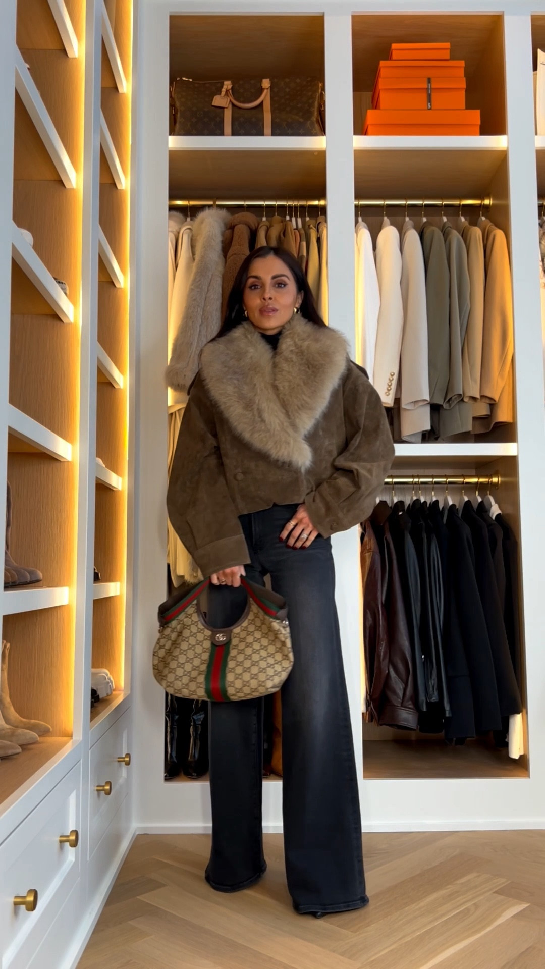 Zara winter outfit
Fur collar bomber jacket
Mother jeans
Gucci giglio bag 



#LTKootd #LTKSeasonal